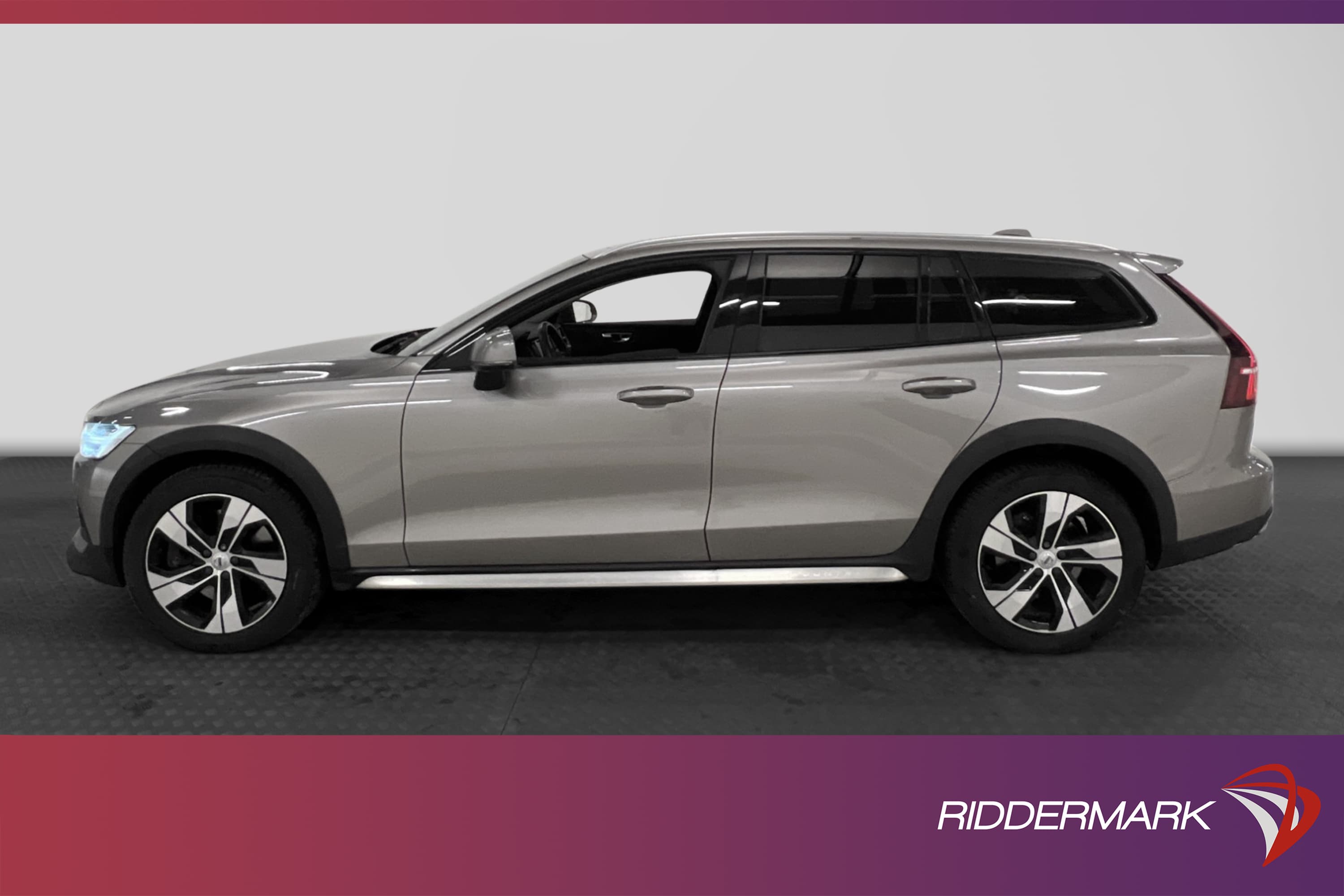 Volvo V60 Cross Country D4 AWD