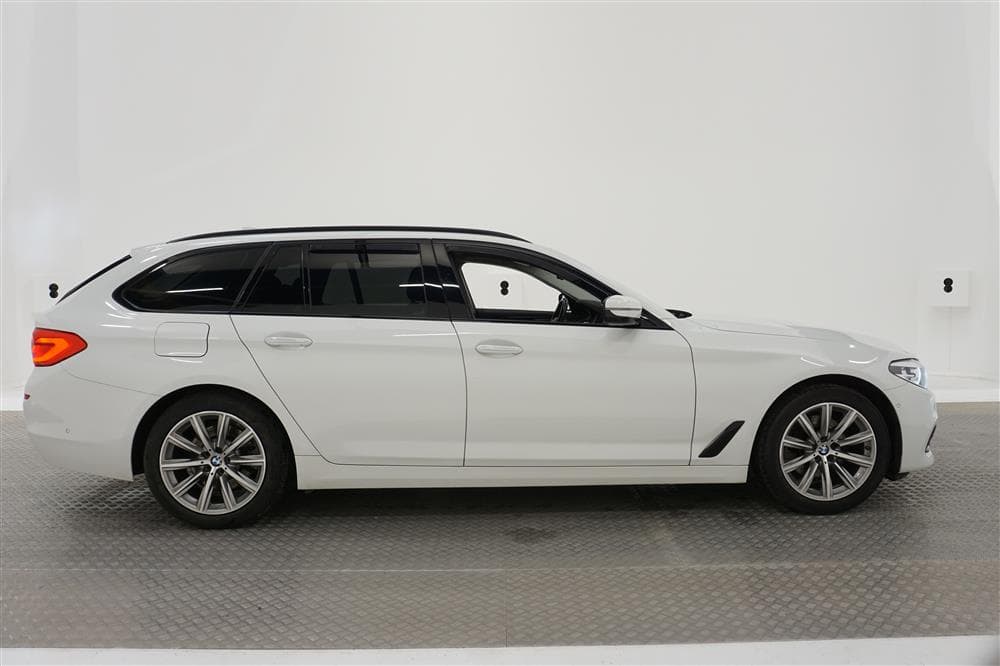 BMW 520d Touring 190hk Sport-line Navi Kamera Drag 0,47l/mil