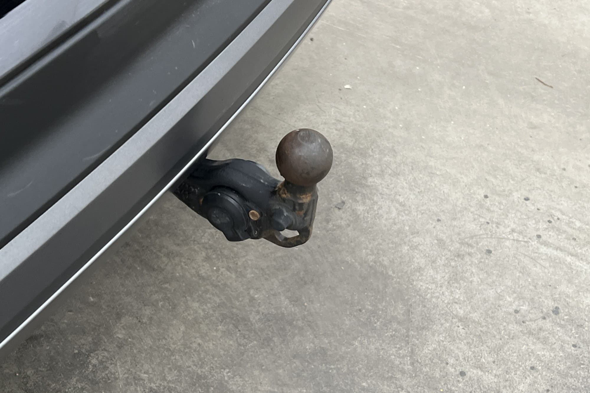 Skoda Enyaq 80 204hk Värmare Dragkrok Kamera CarPlay MOMS