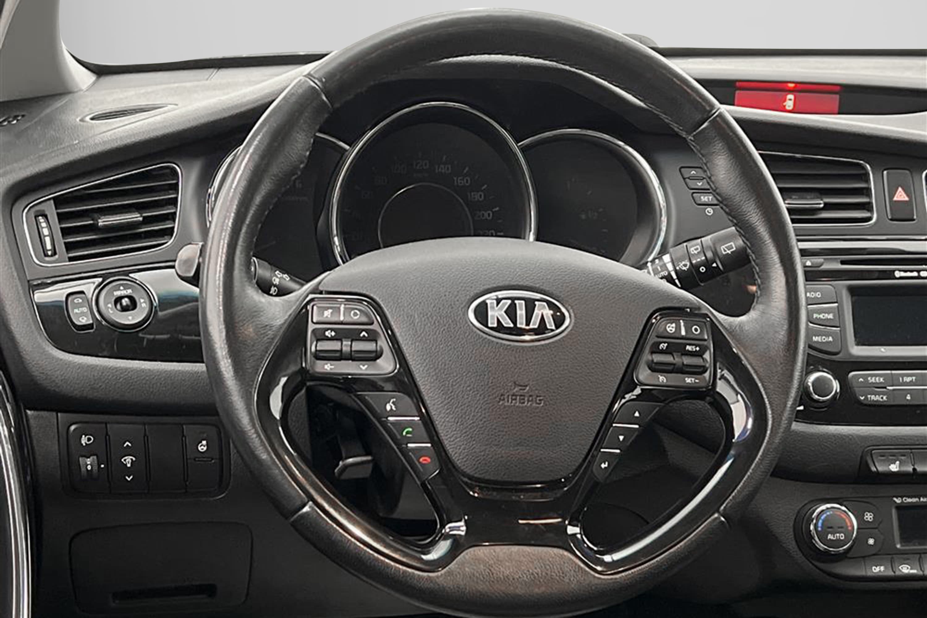 Kia Ceed 1.6 CRDi SW 128hk Välservad  Sensorer 0,42l/mil