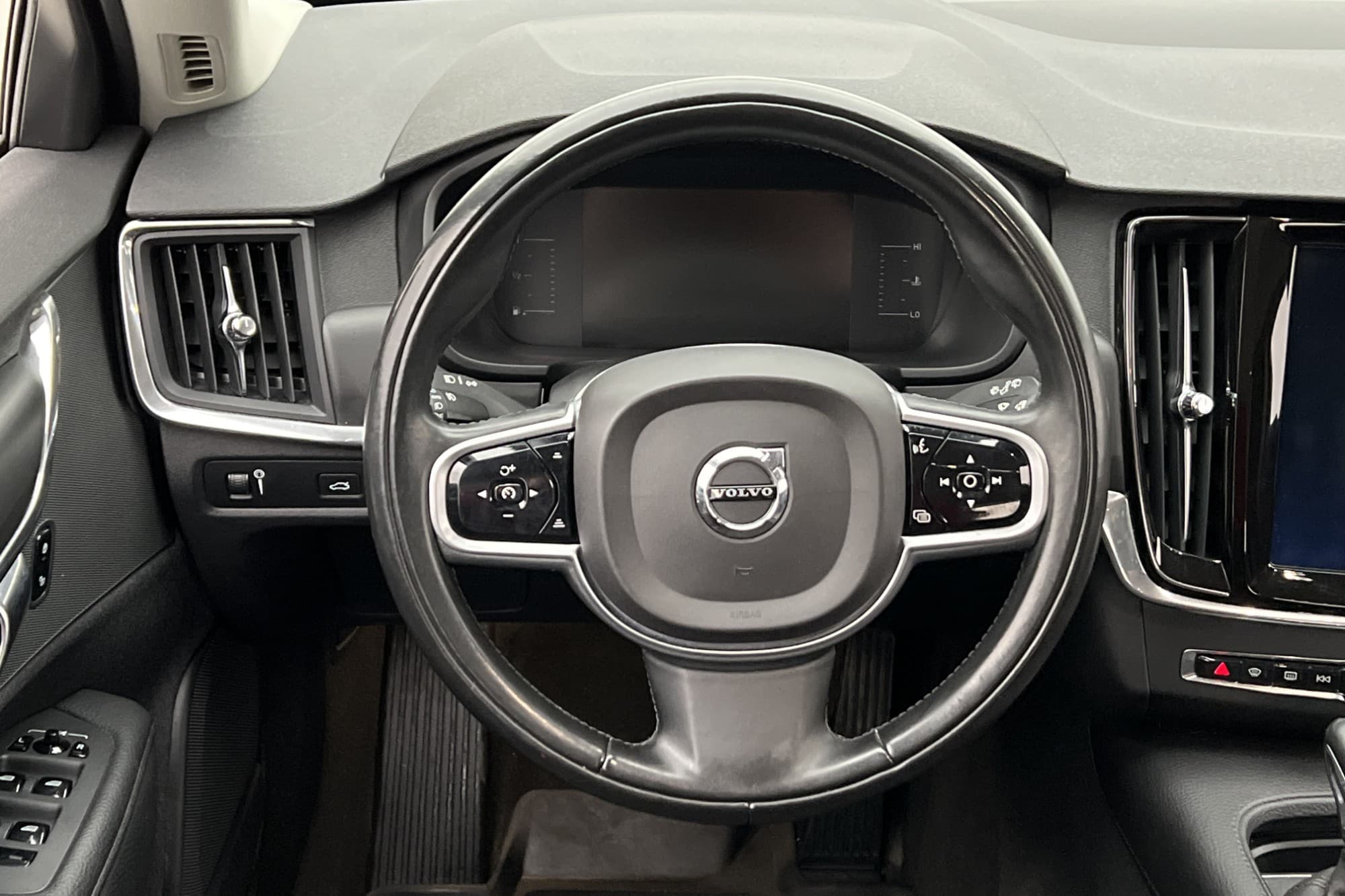 Volvo V90 D3 150hk Business VOC Värmare Navi Rattvärme