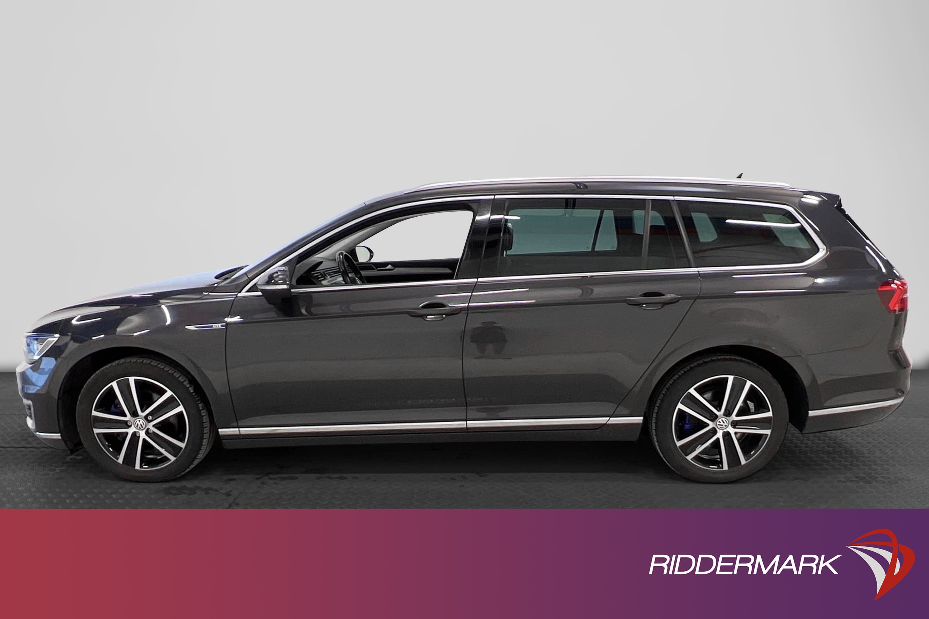 Volkswagen Passat GTE 218hk