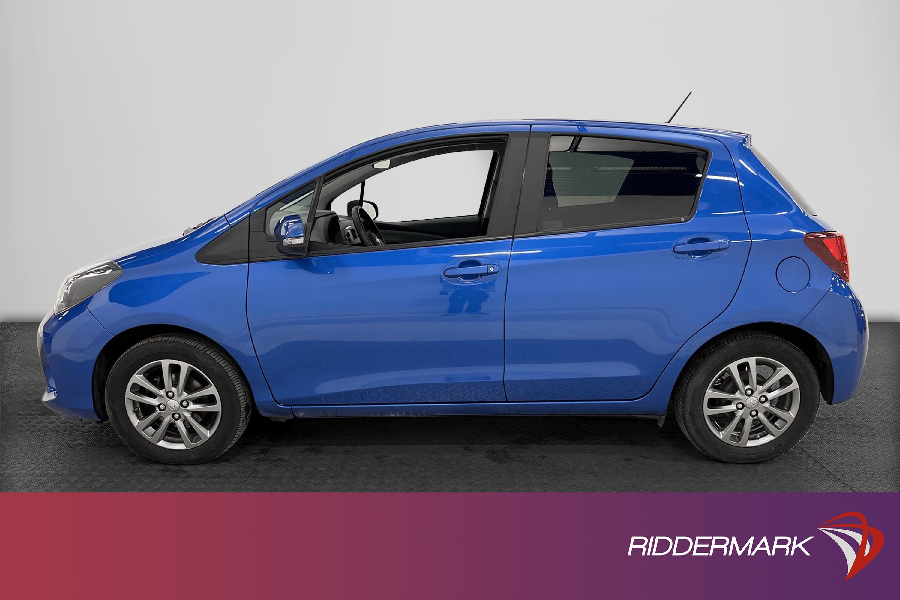 Toyota Yaris 1.33 Dual VVT-i 99hk B-Kam Motorvärmare 