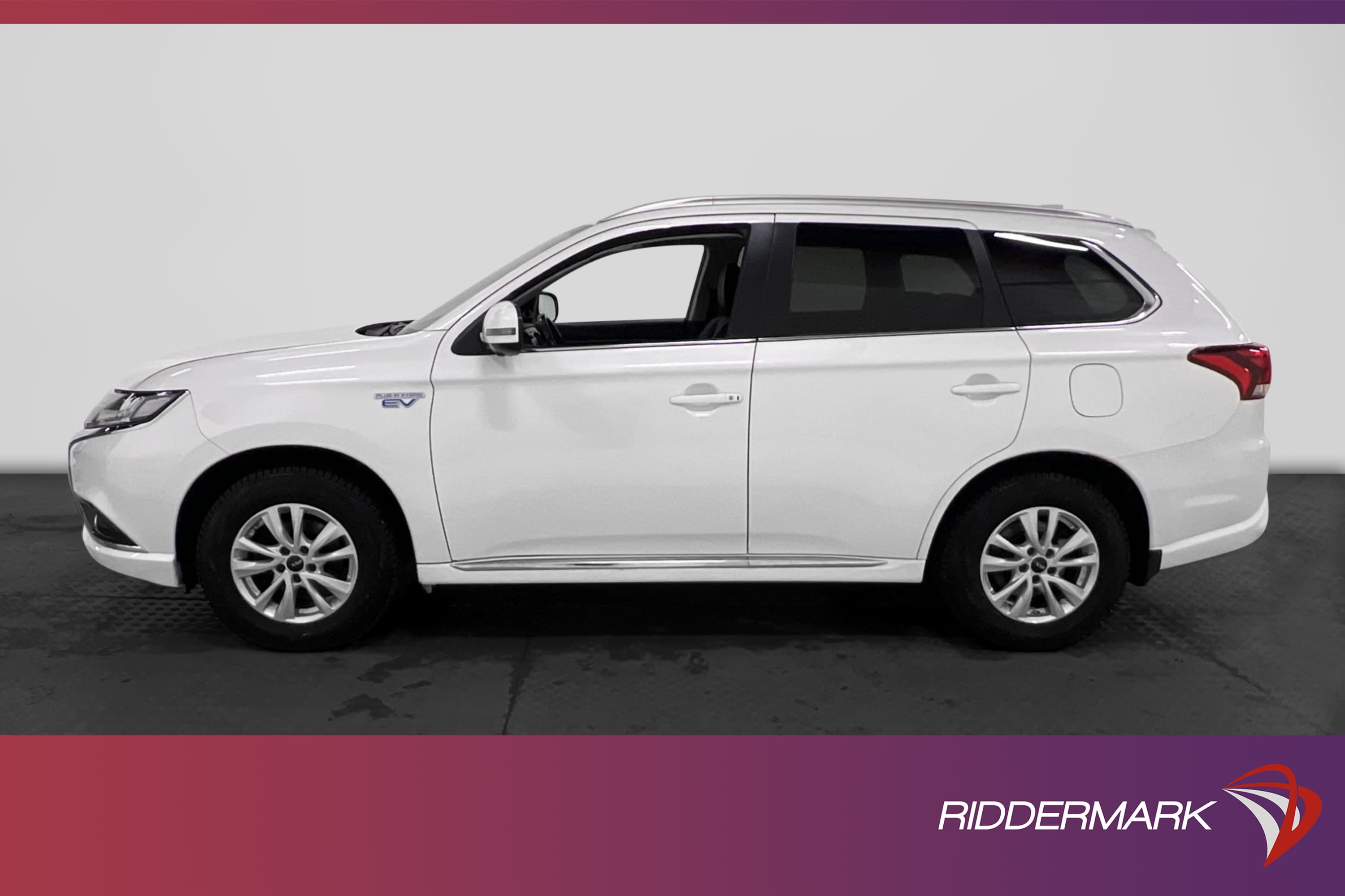 Mitsubishi Outlander PHEV 4WD 203hk