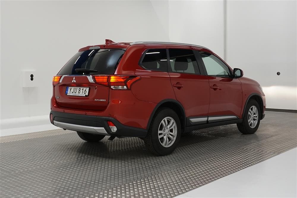 Mitsubishi Outlander 2.2 Di-D 150hk 2 Brukare 0,42L/mil