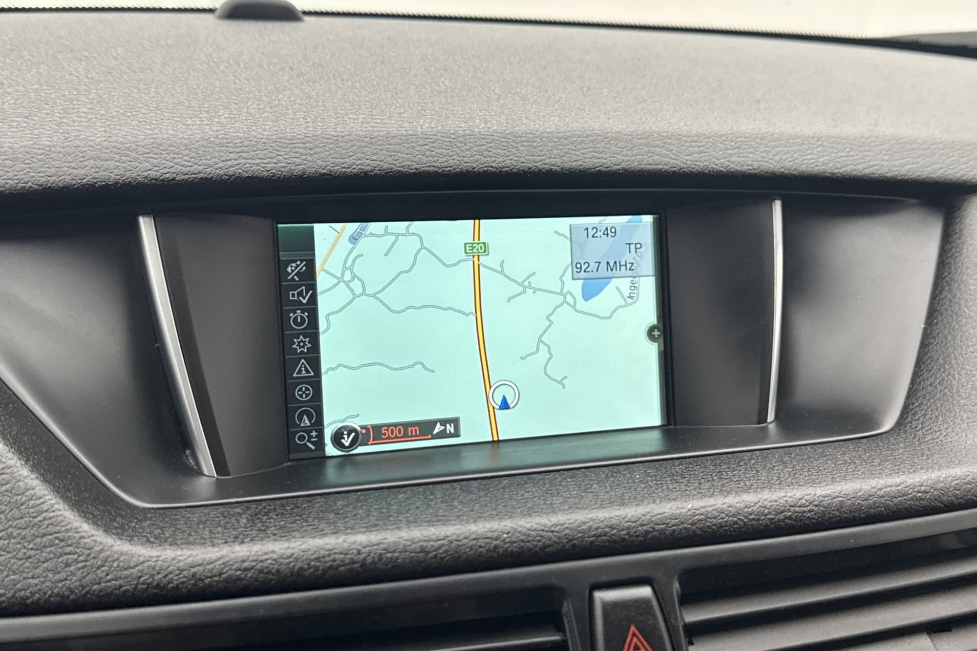 BMW X1 xDrive18d M-Värmare Drag Navi Sensorer Rattvärme