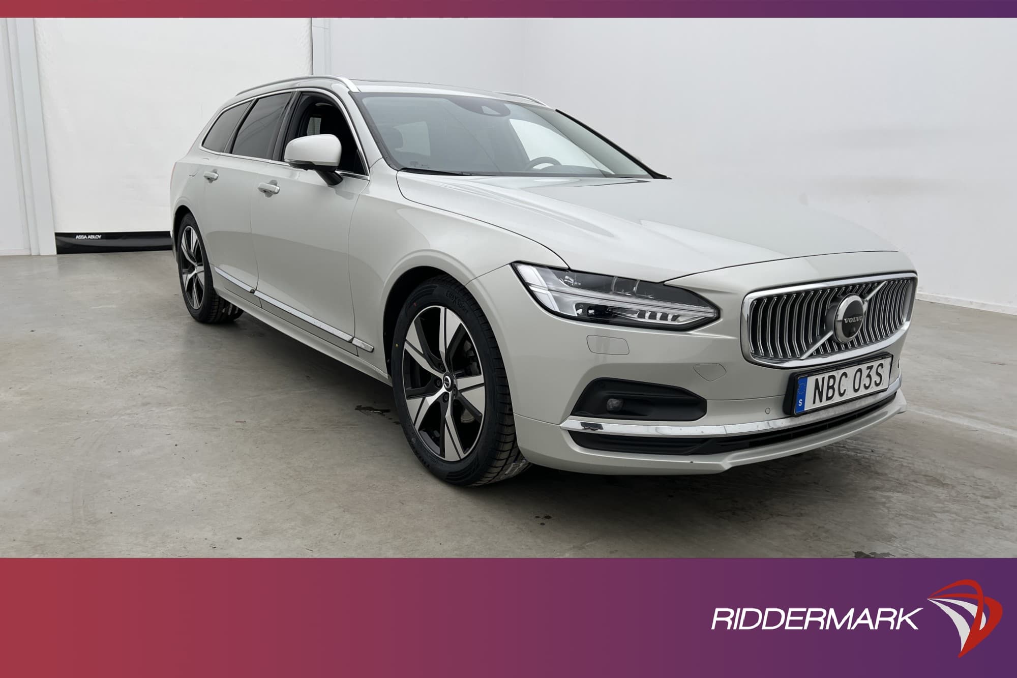 Volvo V90 D4 Inscription H/K Panorama VOC 360° CarPlay Drag