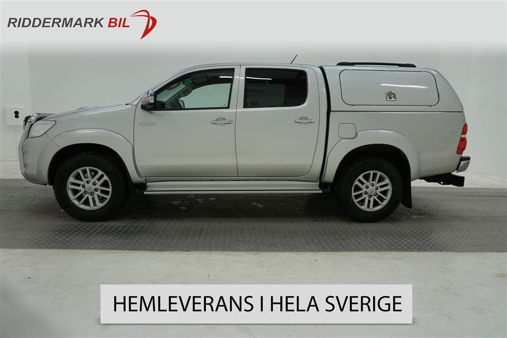 Toyota Hilux 3.0 D-4D 4WD 171hk SR+ Värmare Aut Drag