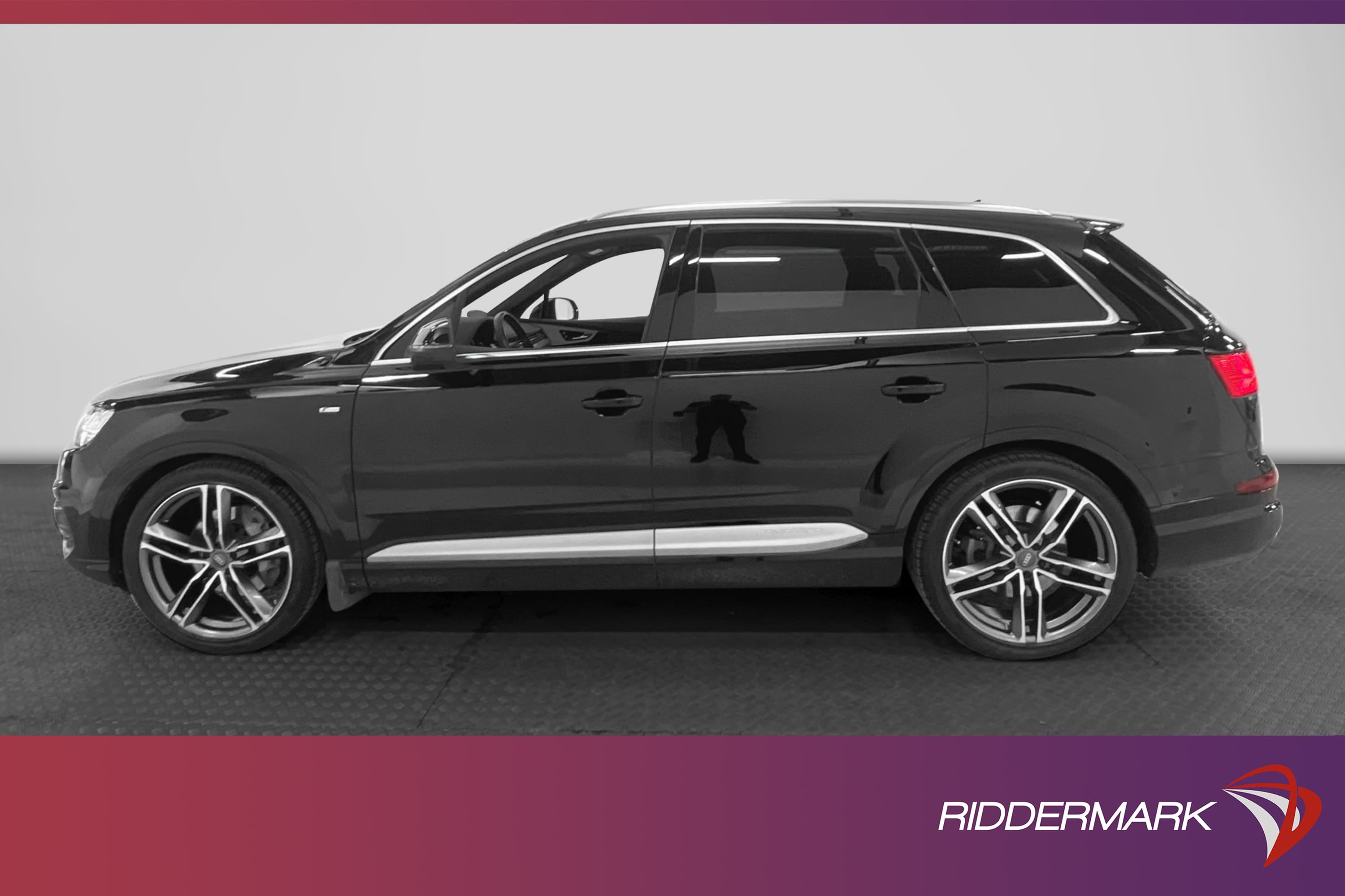 Audi Q7 3.0 TDI 272hk S-line D-värm Luftfjädring BOSE Drag