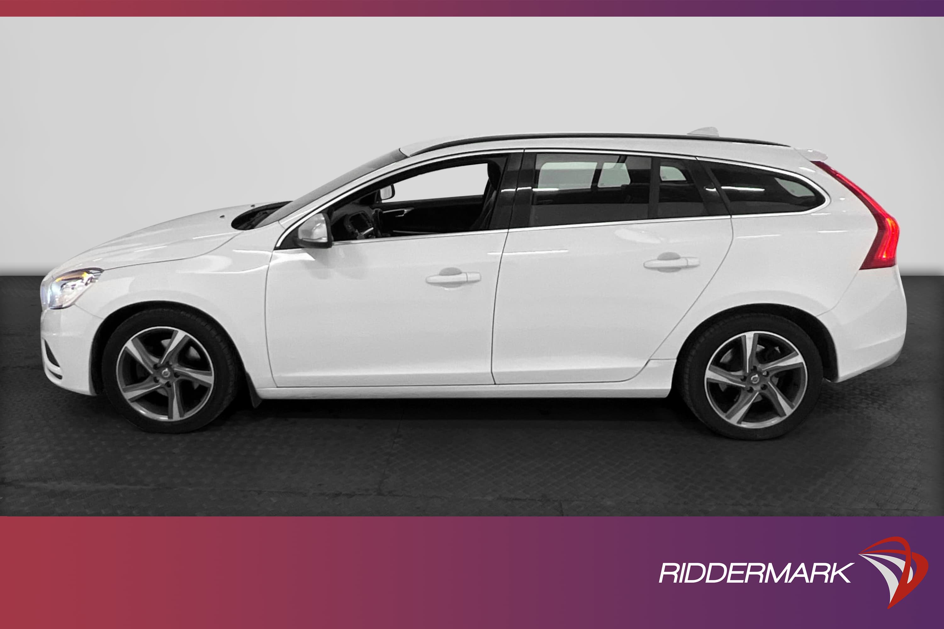 Volvo V60 D3 163hk R-Design D-värm Skinn Nyservad 