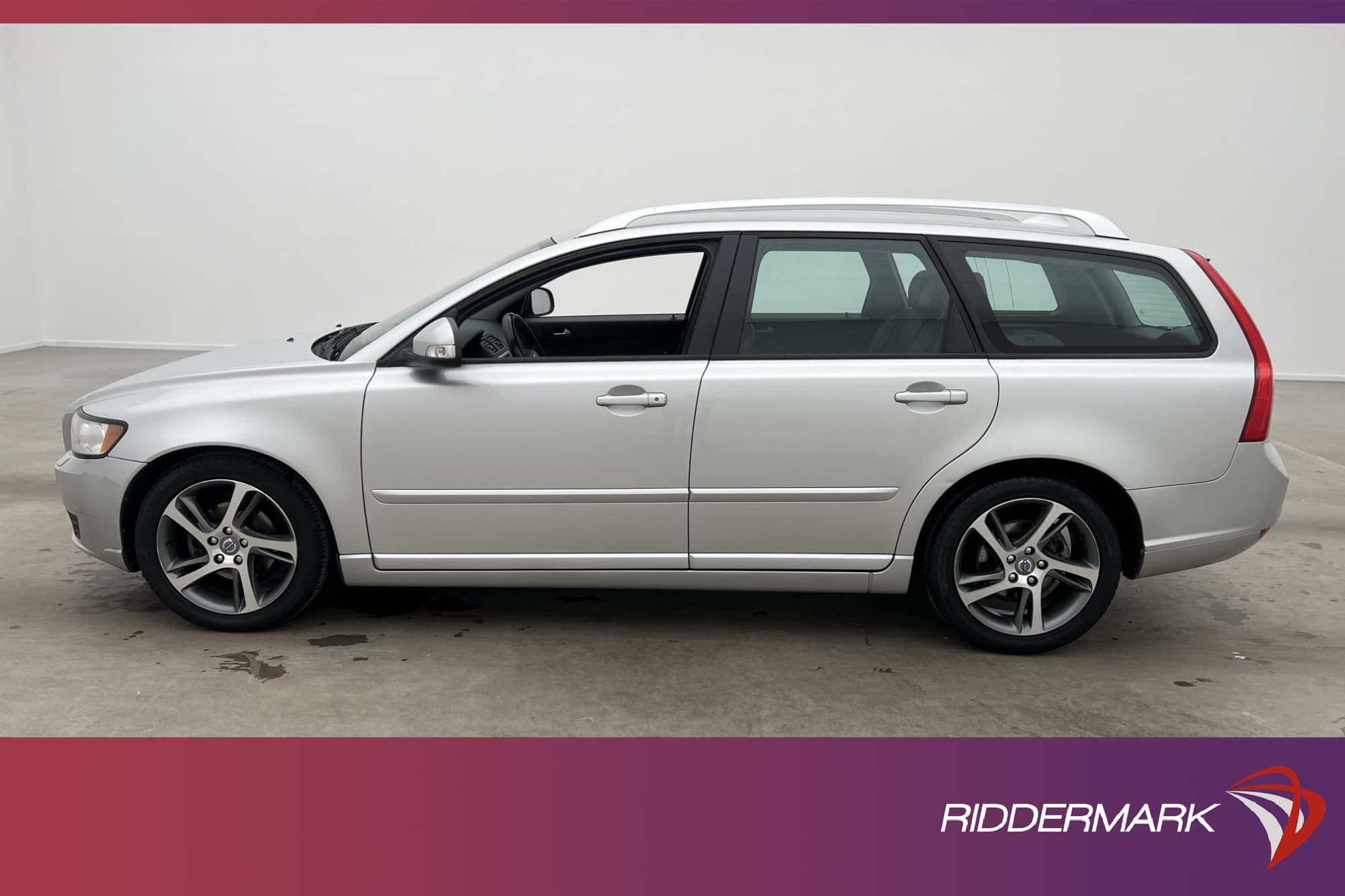 Volvo V50 D2 115hk Värmare Skinn P-sensorer Kamrem bytt