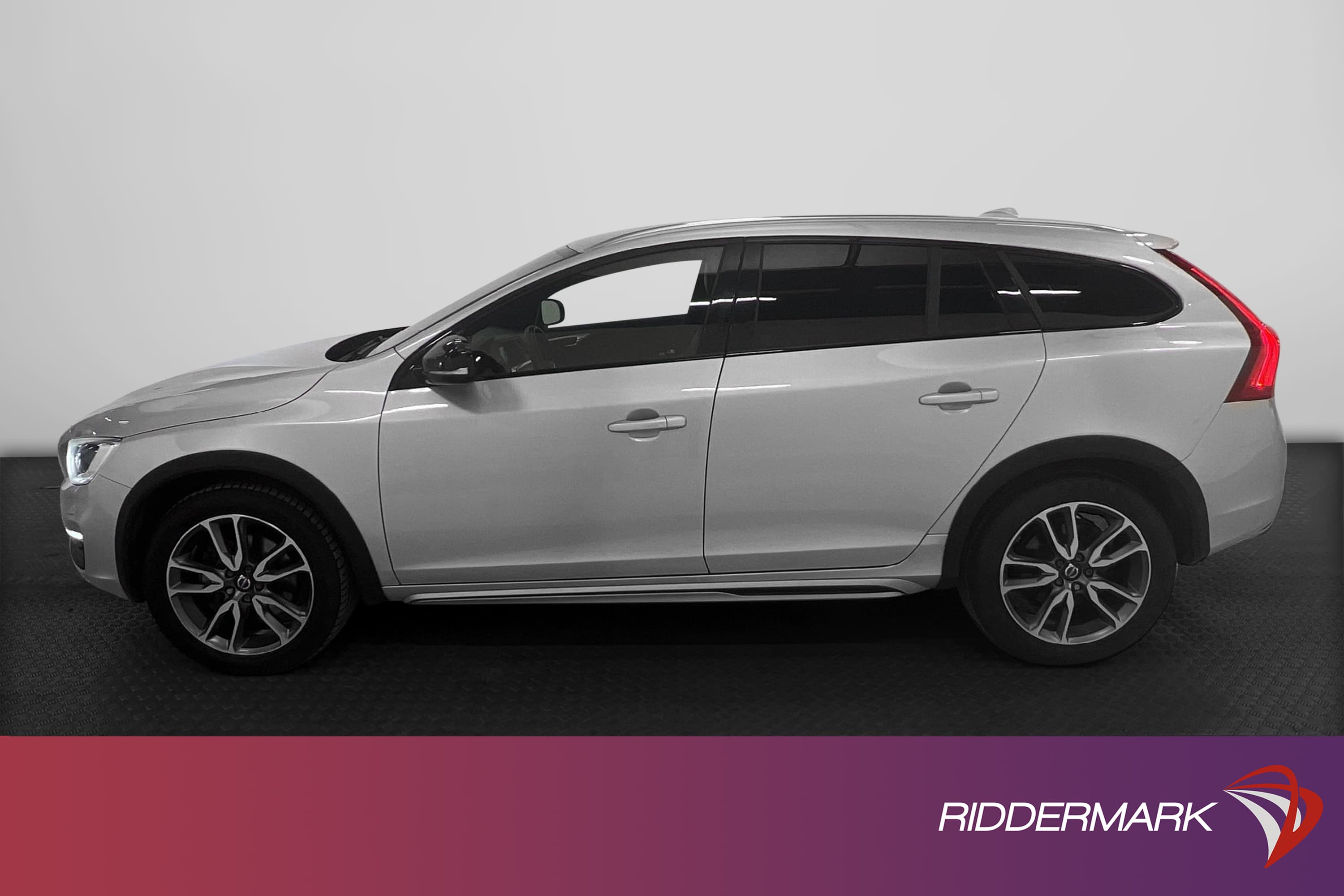 Volvo V60 Cross Country D4 AWD 190hk