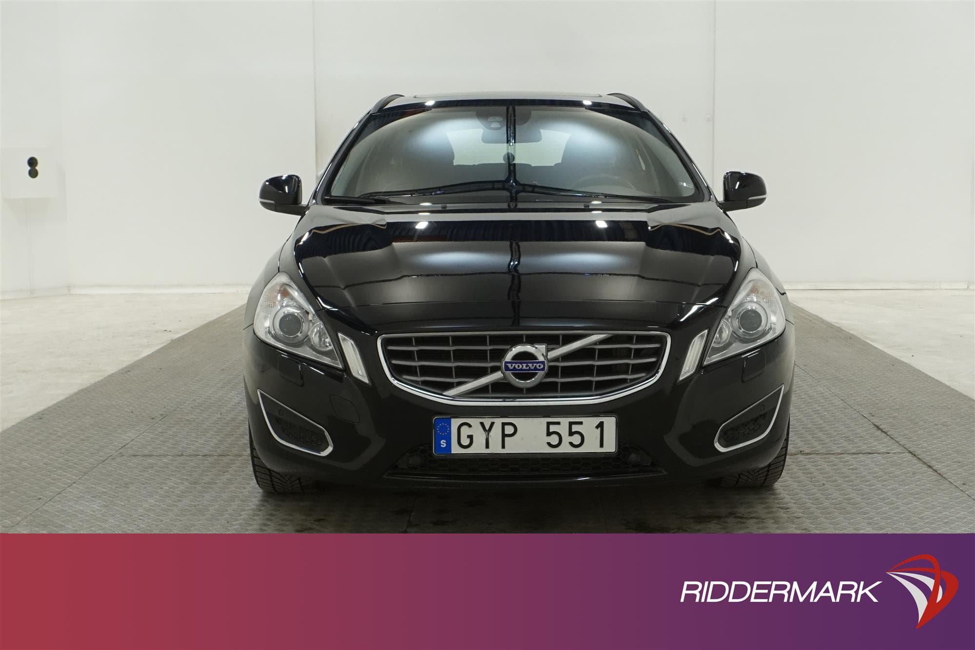 Volvo V60 T4 180 hk