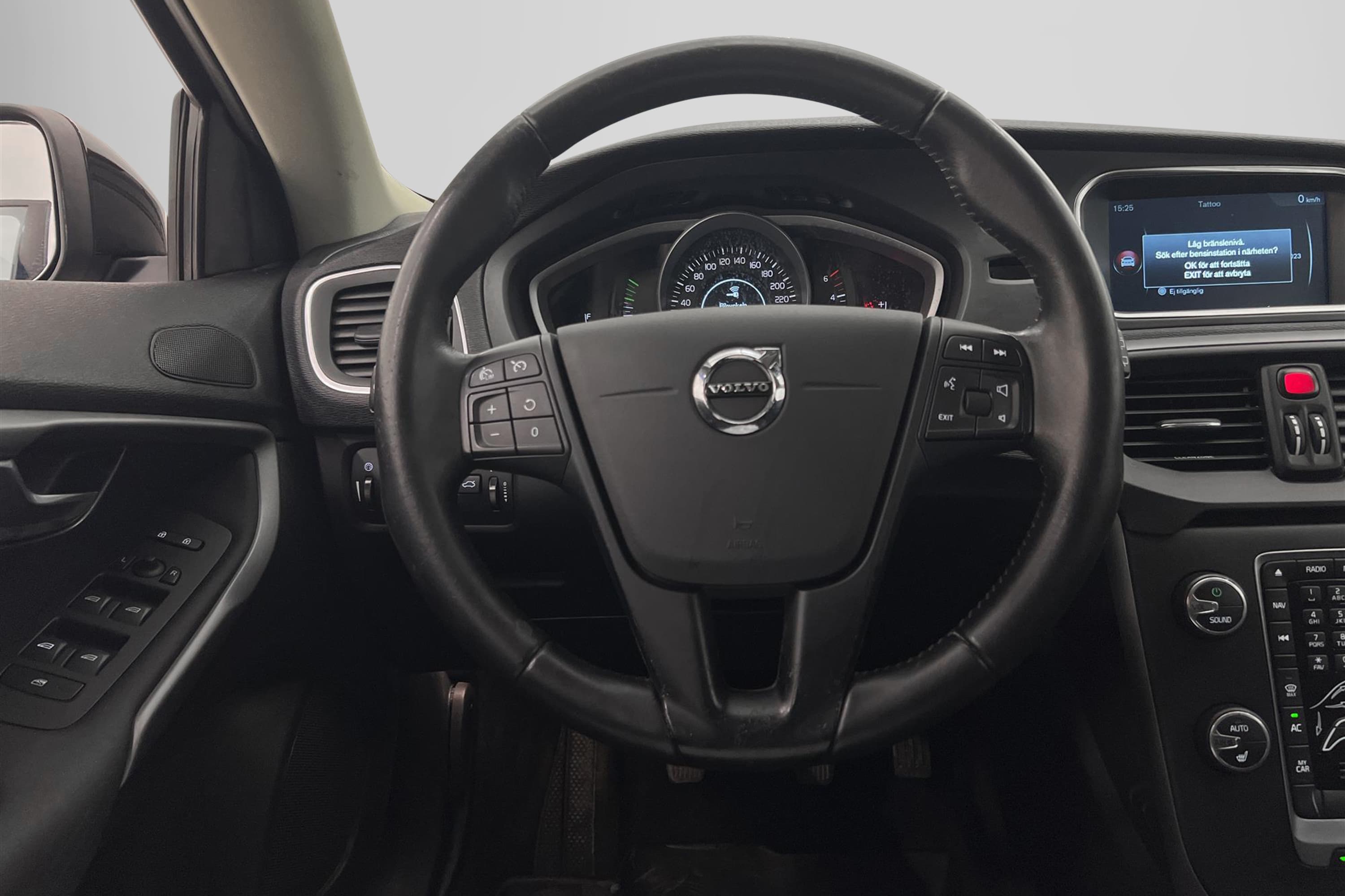 Volvo V40 Cross Country D2 120hk VOC Värmare 0,37l/mil