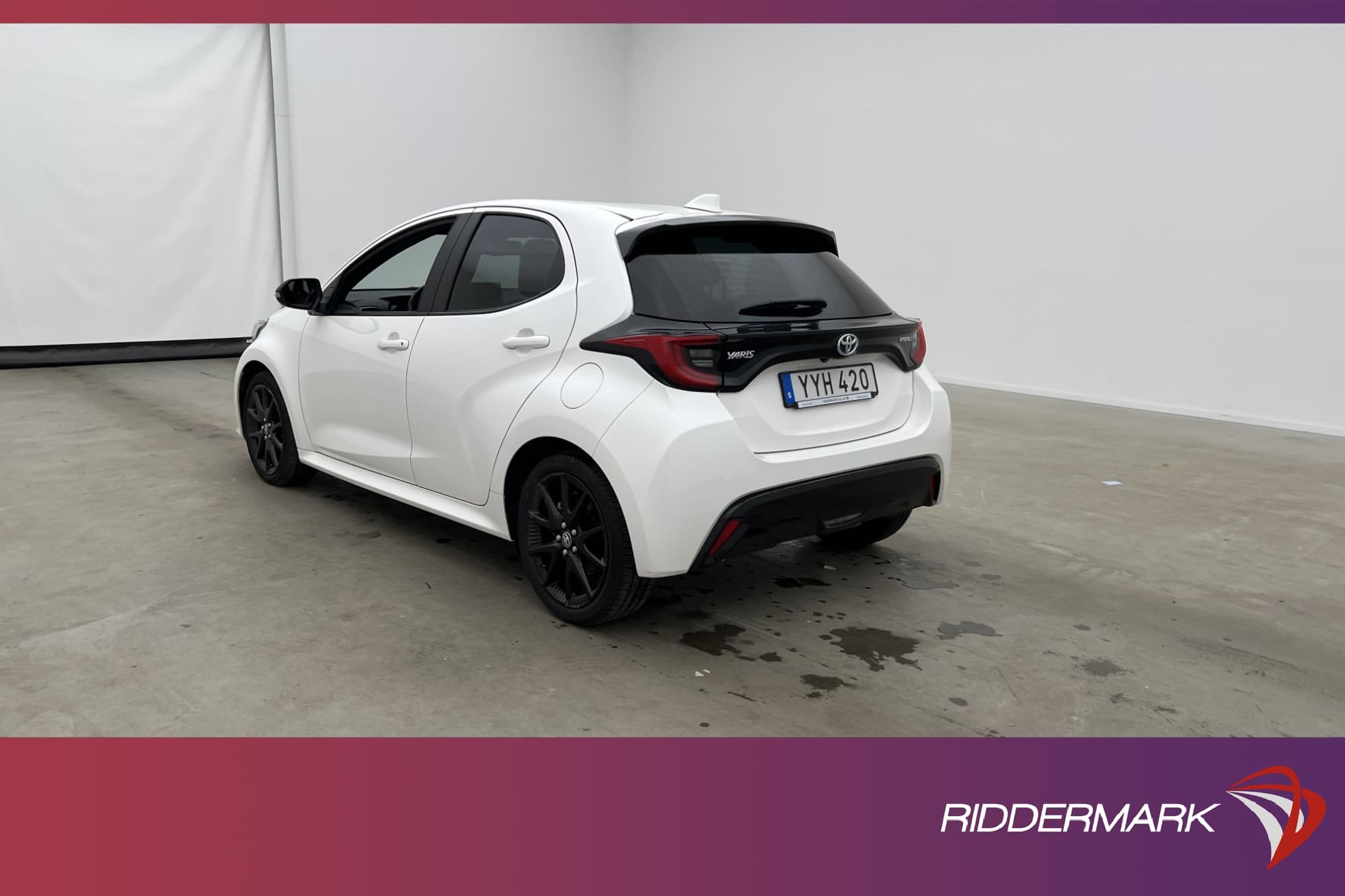 Toyota Yaris Hybrid CVT 116hk