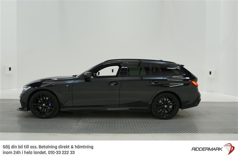 BMW 330e Touring 292hk