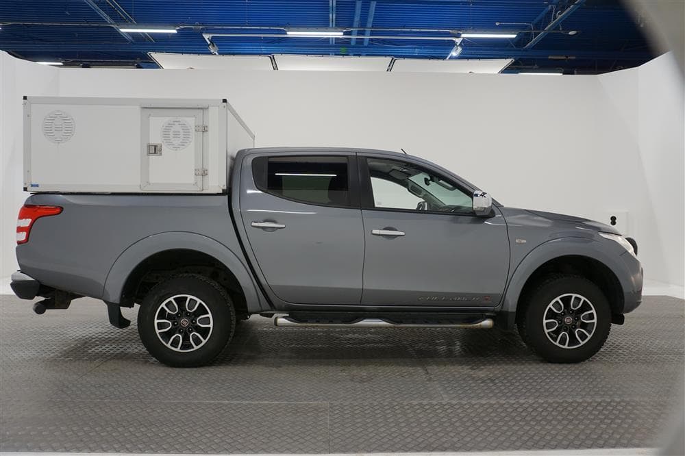 Fiat Fullback 2.4 Automat 181hk Hundkåpa Värmare Moms exteriör
