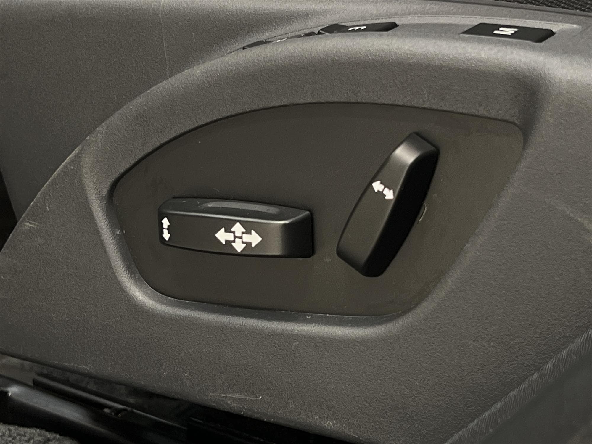 Volvo V60 Cross Country D3 150hk Summum Voc D-Värm Navi