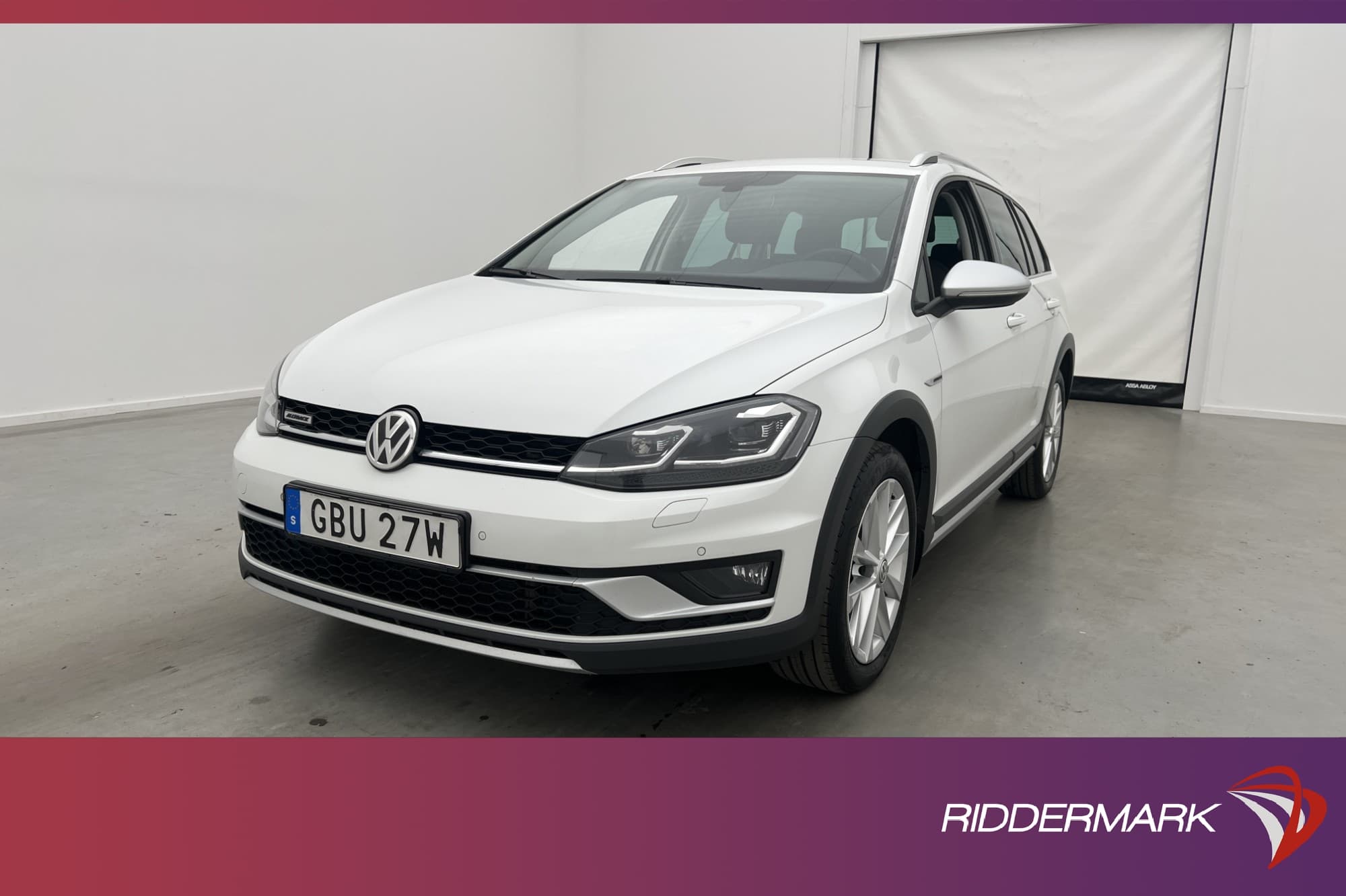 Volkswagen Golf Alltrack 4M Värmare Kamera Dragkrok CarPlay