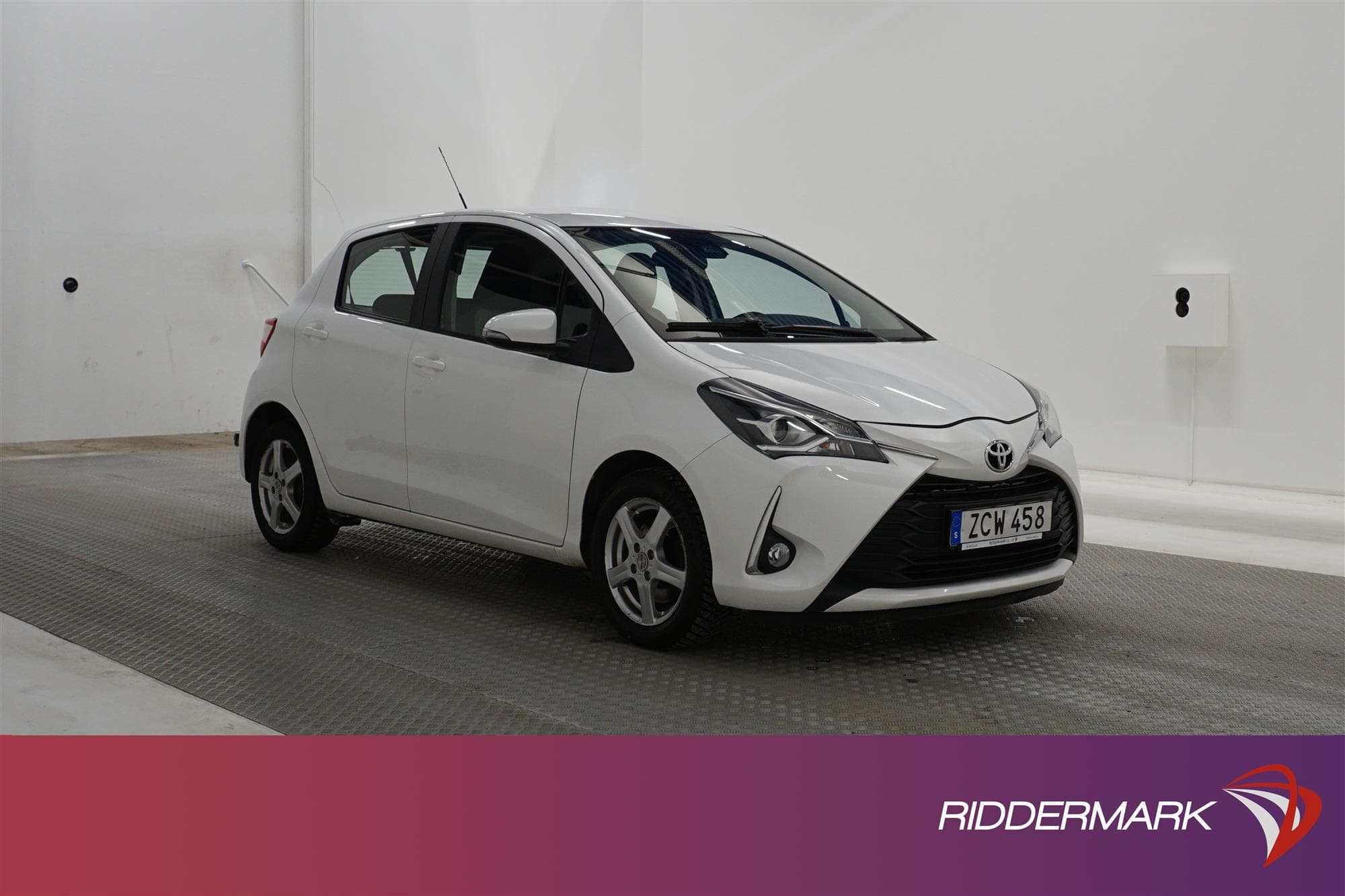 Toyota Yaris 1.5 111hk 1 Bruk B-Kam Lane Assist 0,4L/mil