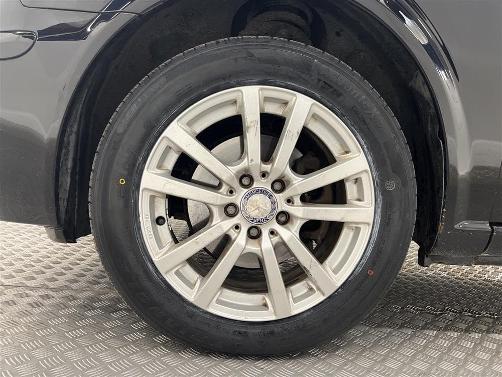 Mercedes-Benz Viano 2.2CDI Aut 163hk Navi Lång Värmare Drag interiör