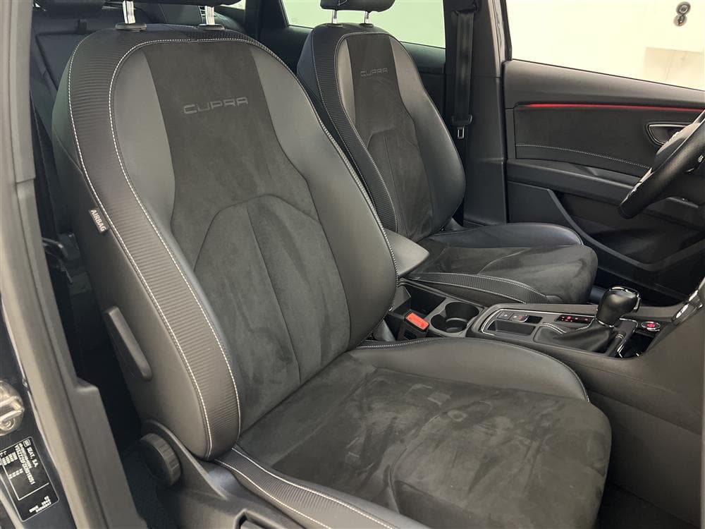 SEAT Leon 2.0 TSI Cupra 300hk 4Drive Cockpit Beatsinteriör