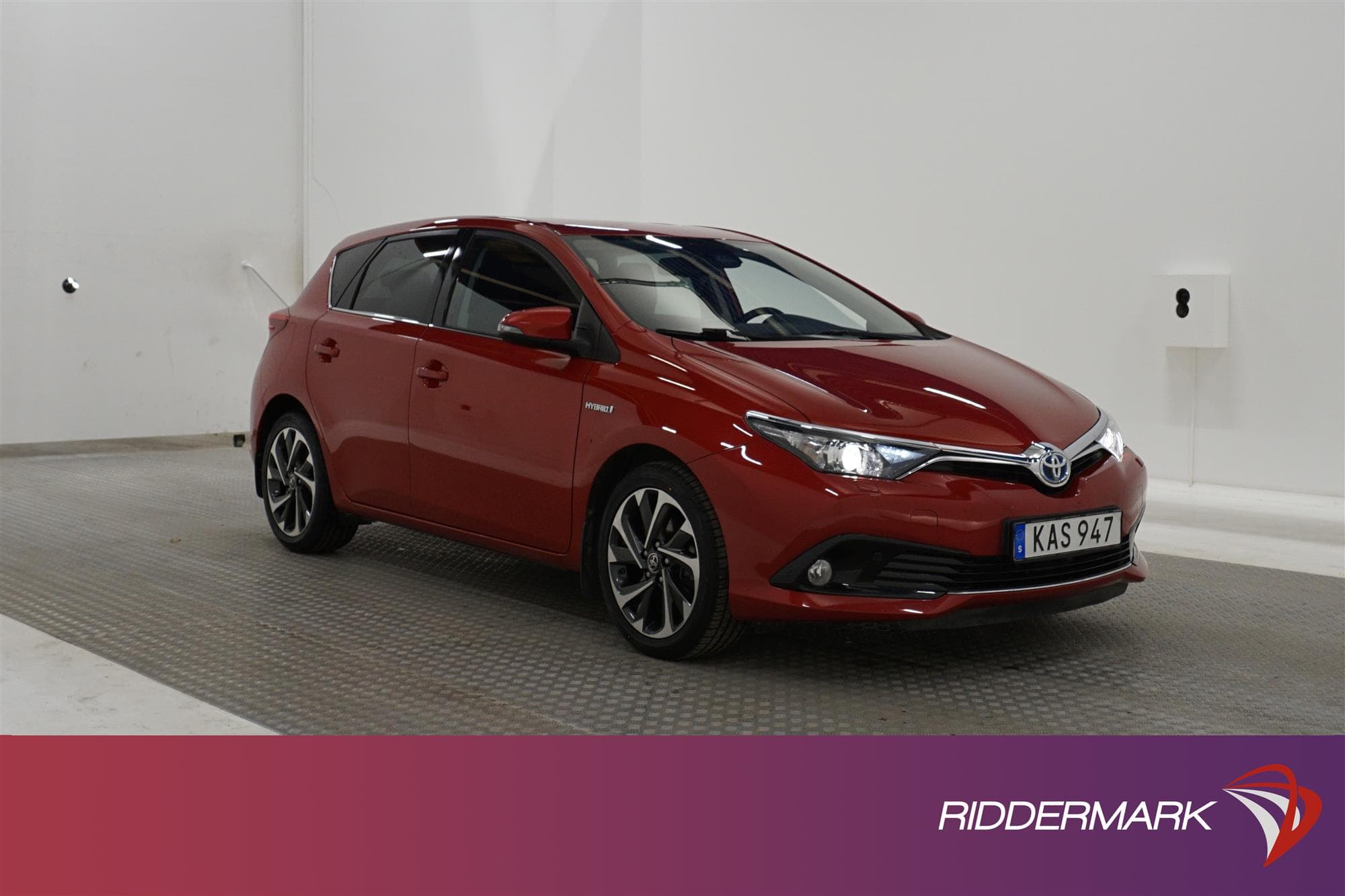 Toyota  Auris Hybrid e-CVT 136hk   B-Kam Låg Skatt 0,39L/mil