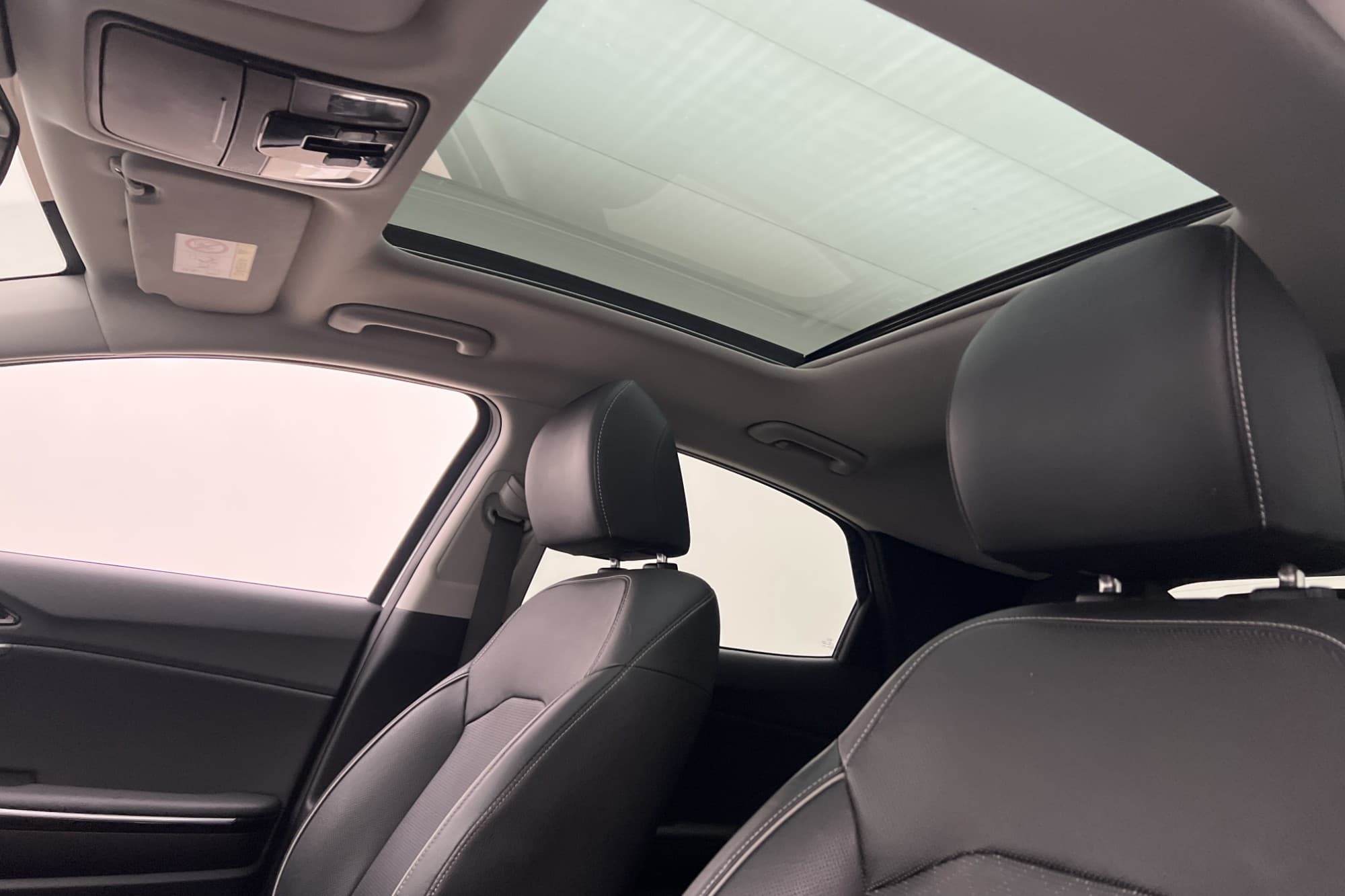 Kia Xceed Plug-in Advance Plus 2 Pano Kamera Skinn CarPlay