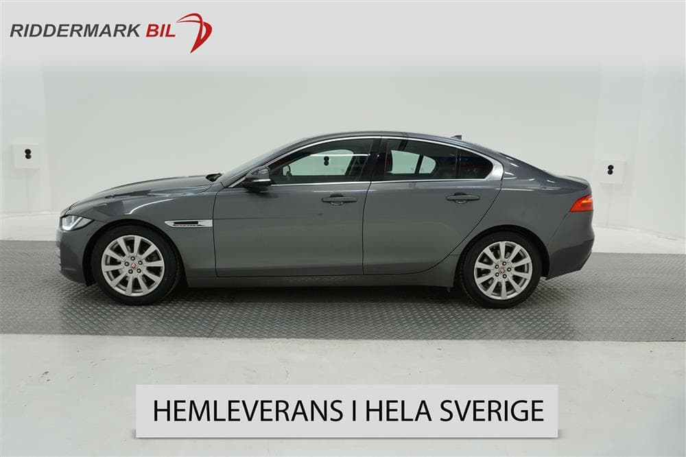 Jaguar XE 2.0D 180hk B-kamera P-sensor