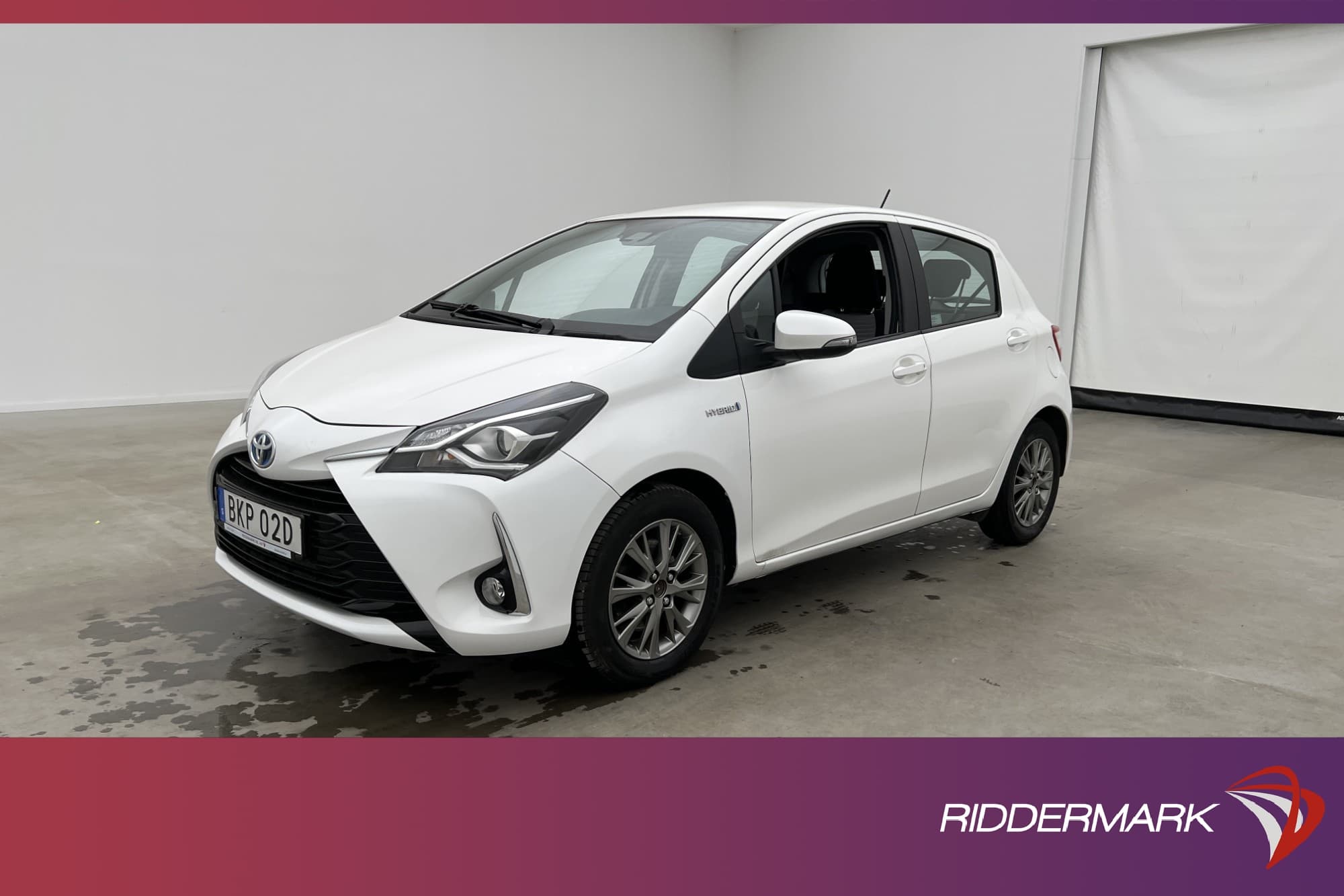 Toyota Yaris Hybrid 101hk