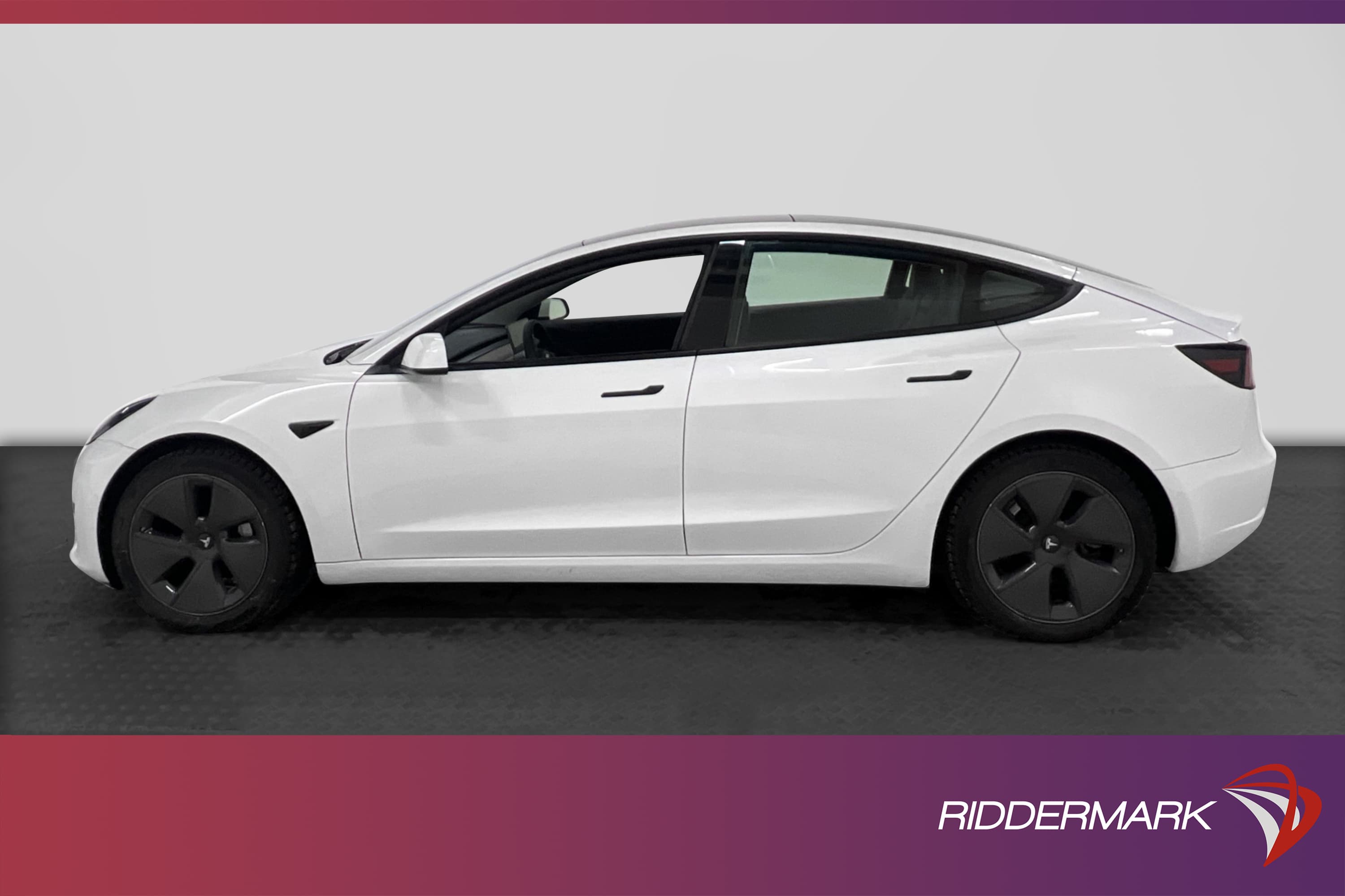 Tesla Model 3 Standard Range Plus 325hk