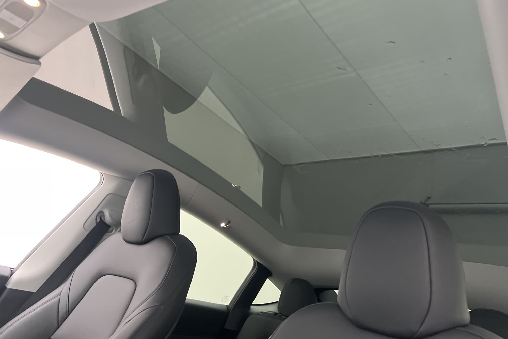 Tesla Model Y Long Range AWD Autopilot Dragkrok Svensksåld