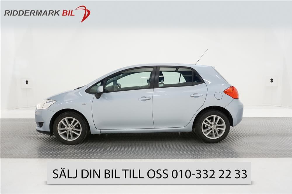 Toyota Auris 1.6 VVT-i 132hk