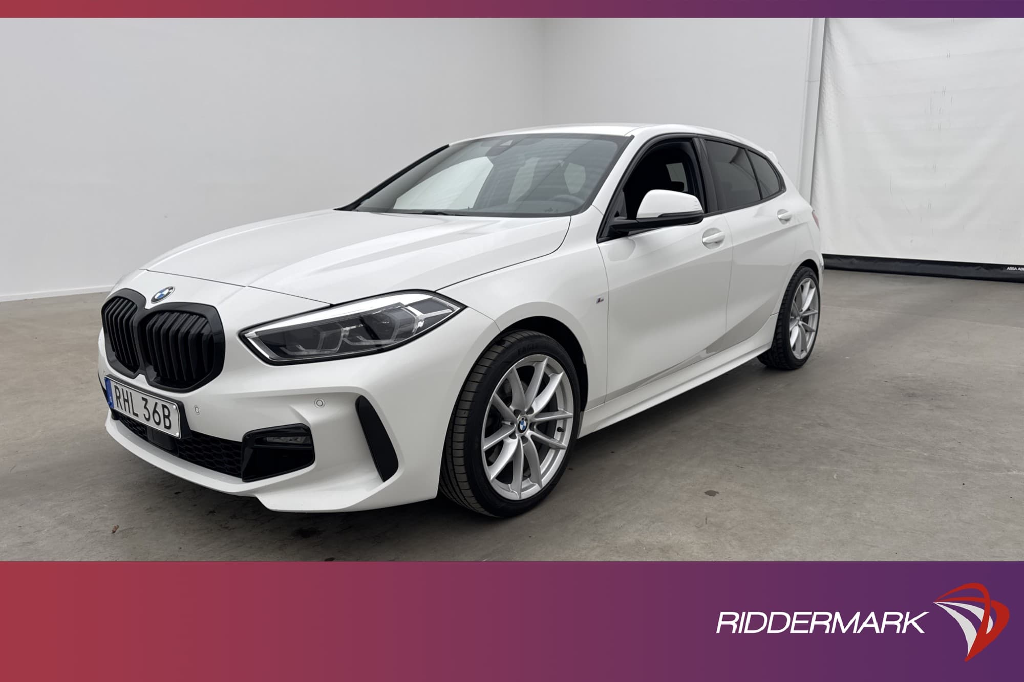 BMW 118 i 140hk M Sport HiFi Adaptiv-Farthållare Rattvärme