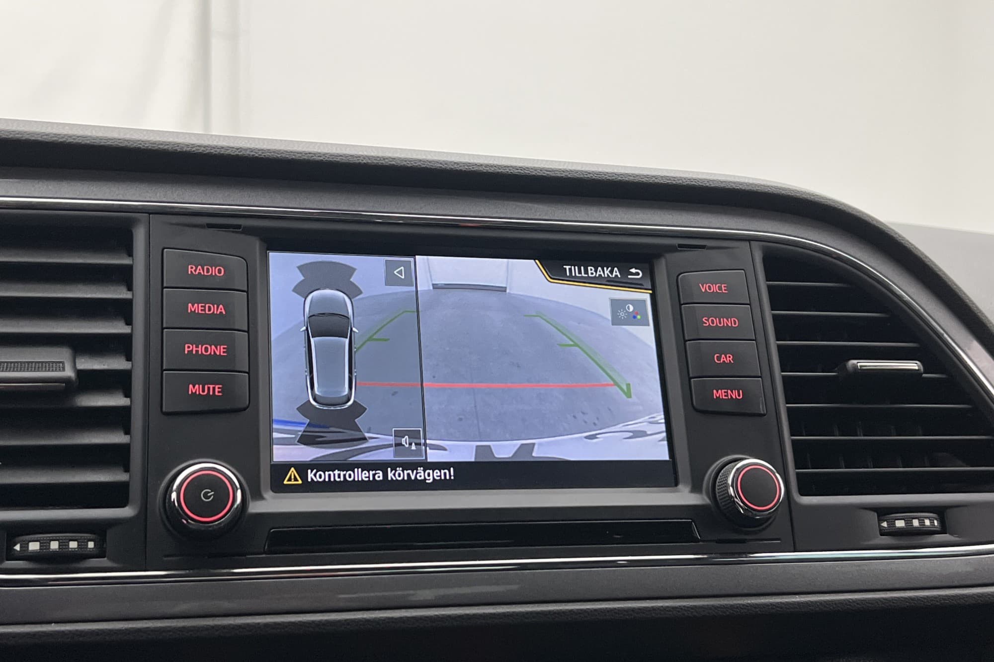 SEAT Leon ST 1.4 TSI 150hk FR Kamera CarPlay Halvskinn