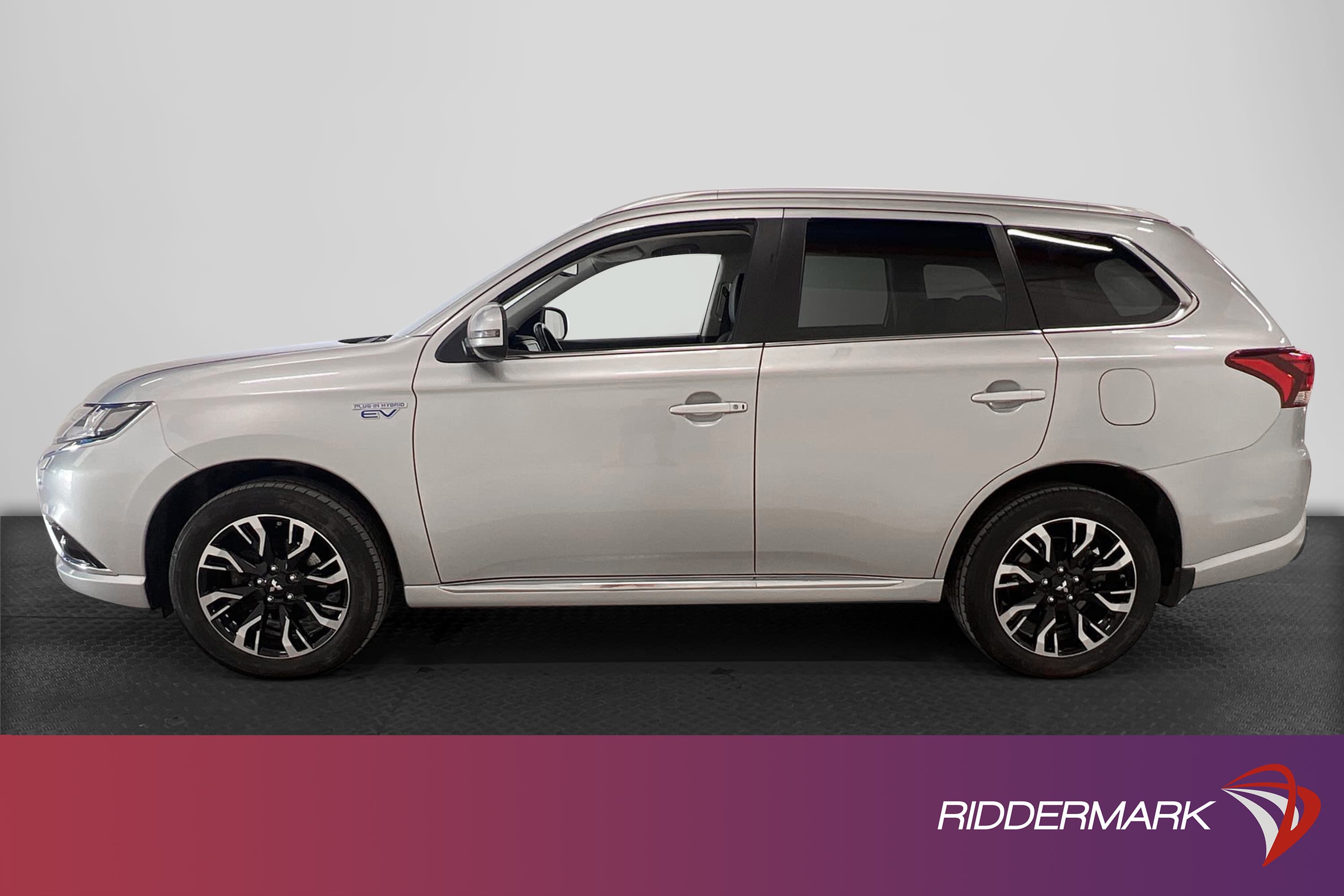 Mitsubishi Outlander PHEV 4WD 203hk