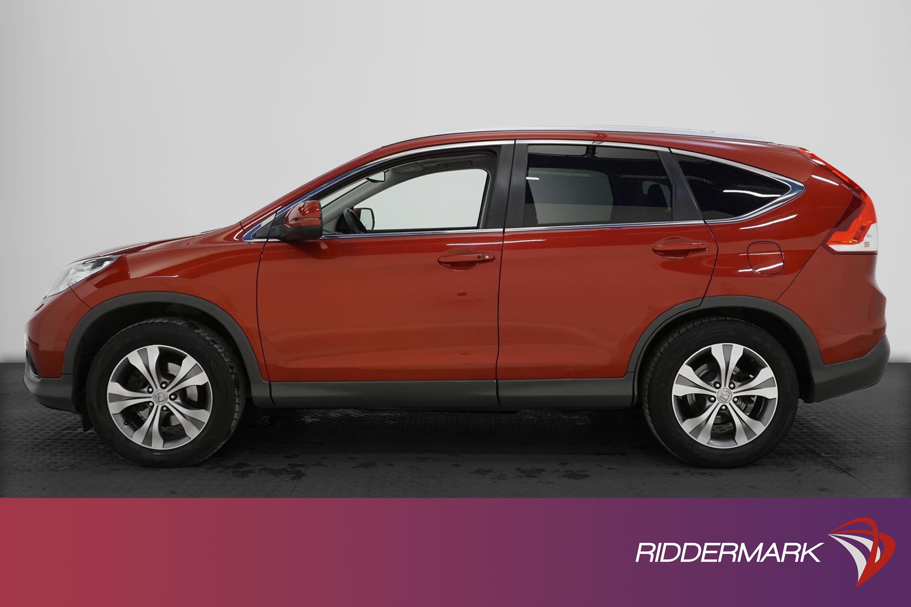 Honda CR-V 2.2 i-DTEC 4WD 150hk Pano Värmare Kamera GPS Drag