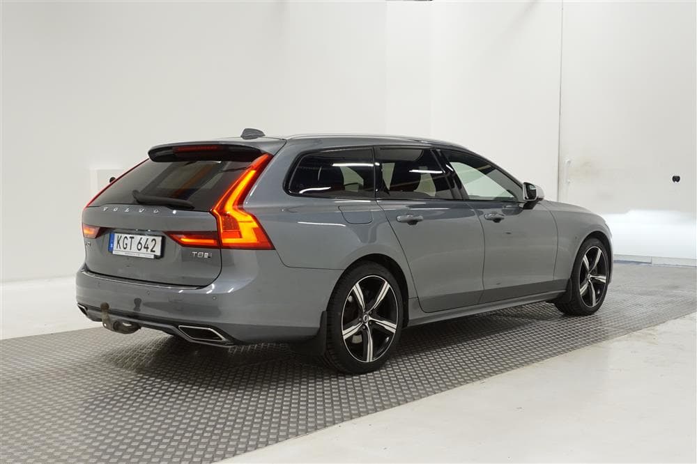 Volvo V90 T8 AWD TwEn 392hk R-Design B&W Drag Värmareexteriör