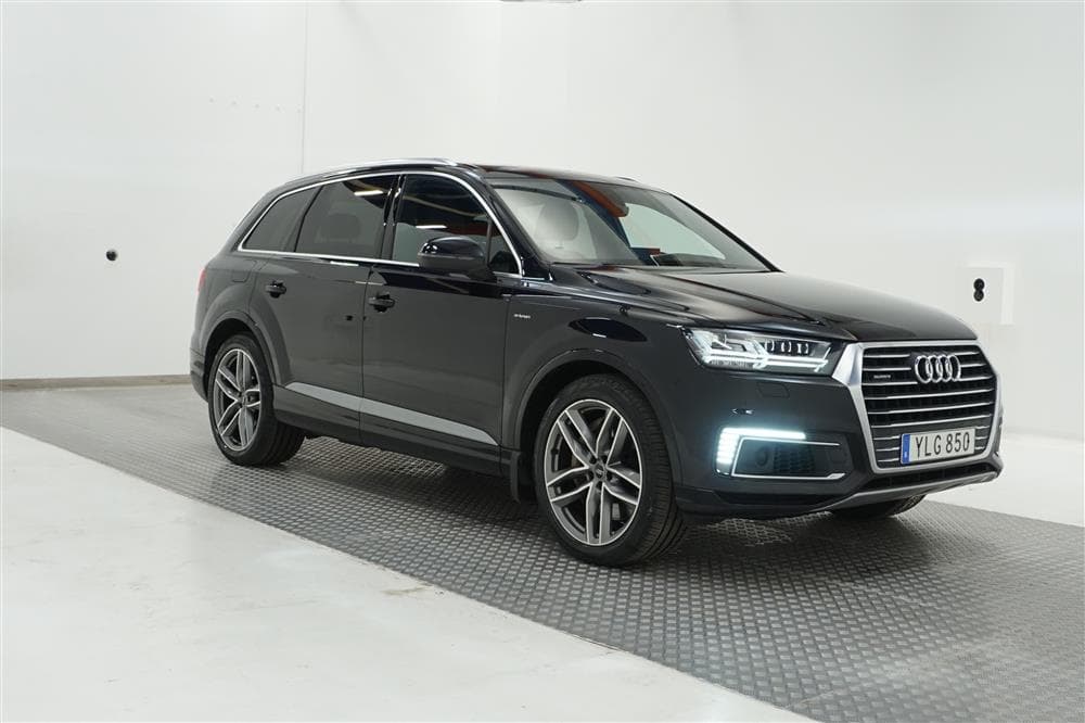 Audi Q7 3.0 TDI e-tron 373hk