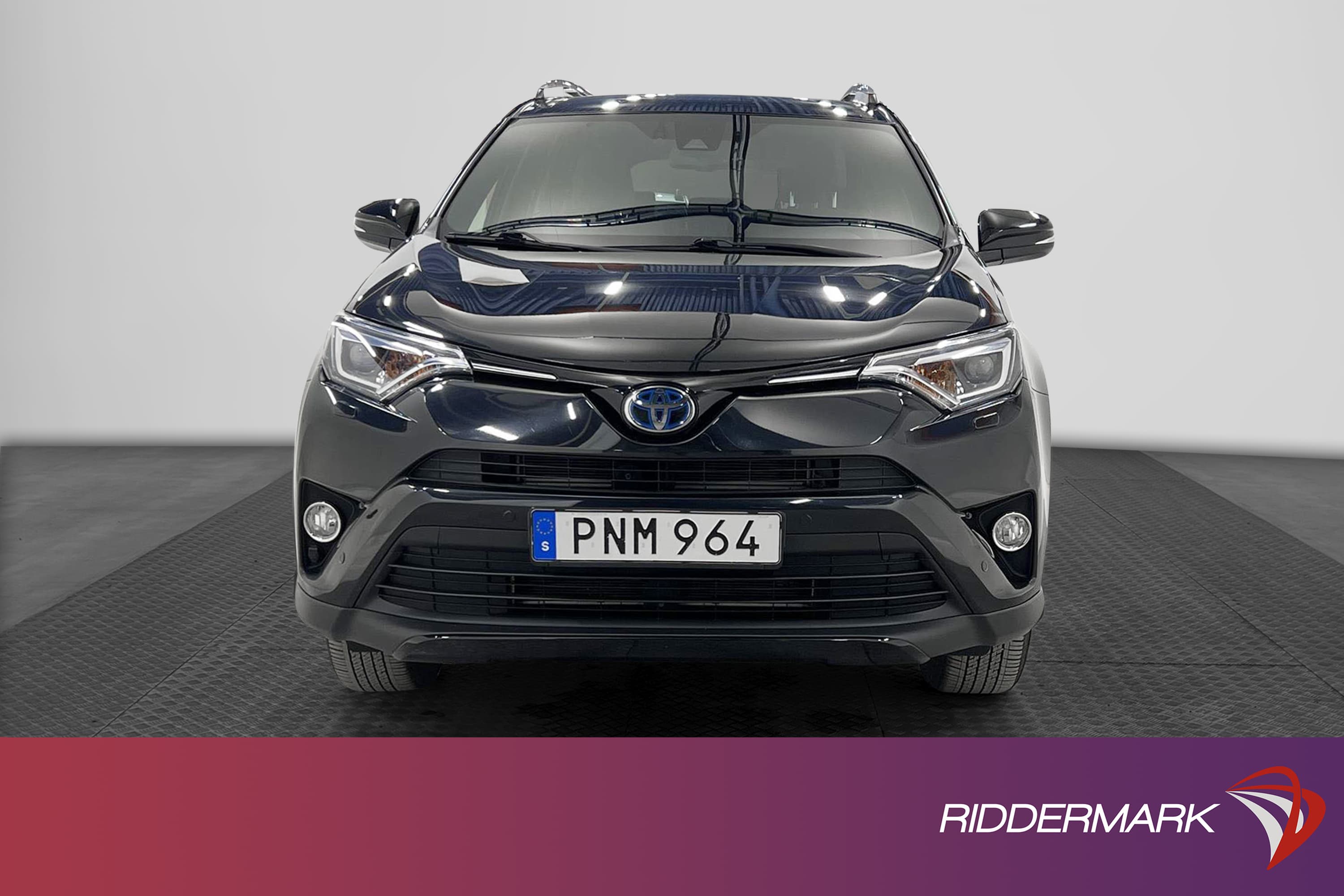 Toyota  Hybrid 2.5 AWD CVT 197hk M-Värm B-Kam Drag 0,56L/mil