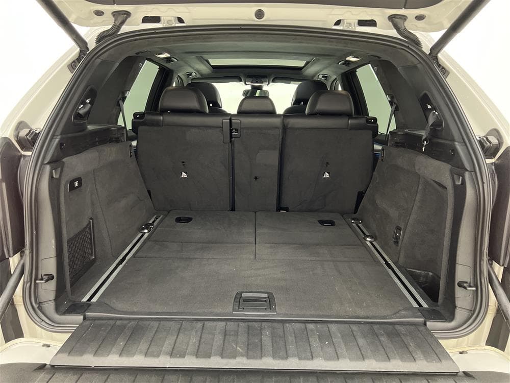BMW X5 xDrive30d 258hk M Sport Pano DVärm Navi H/K HUD SKinninteriör