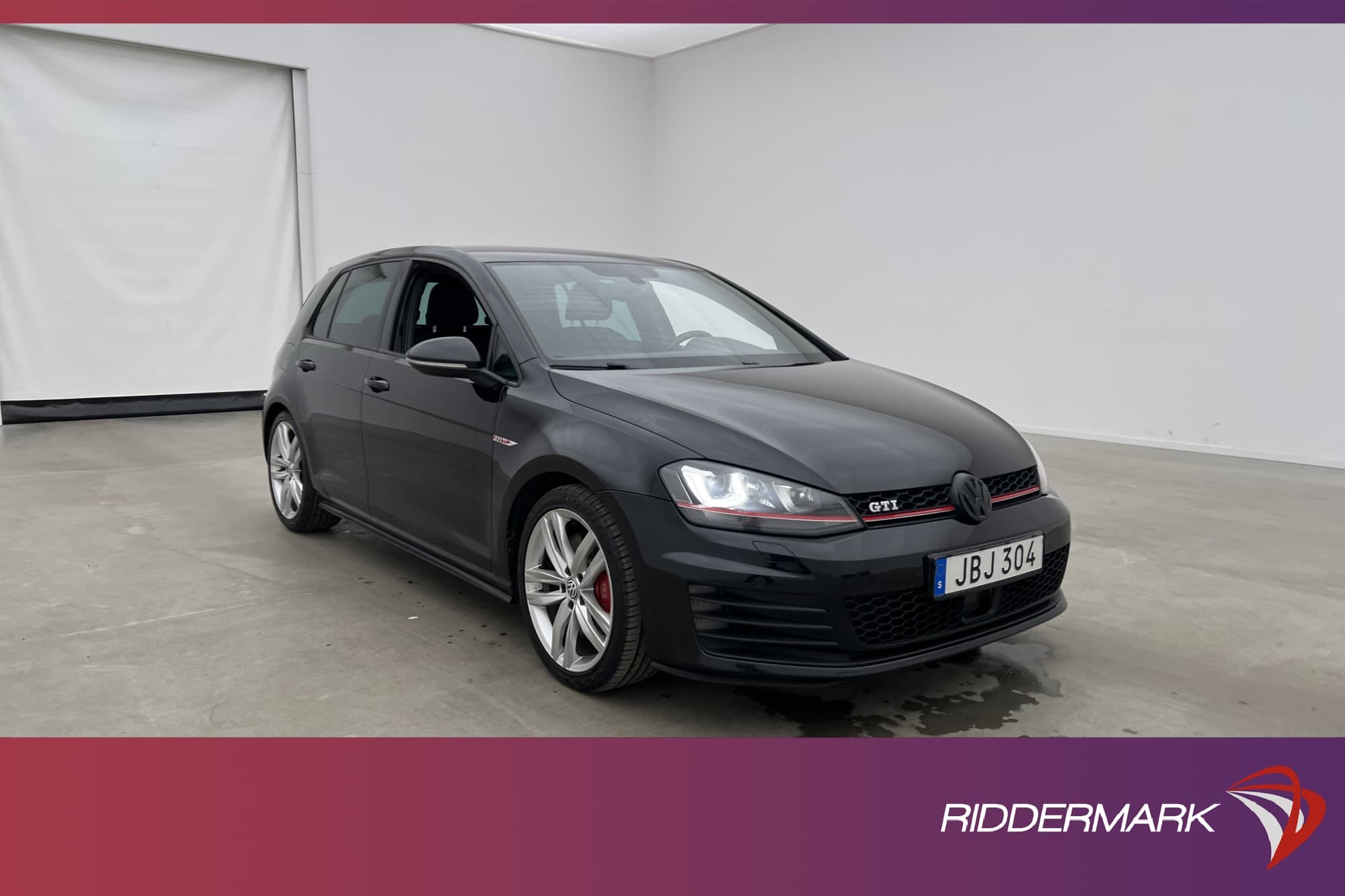 Volkswagen Golf GTI Performance 230hk