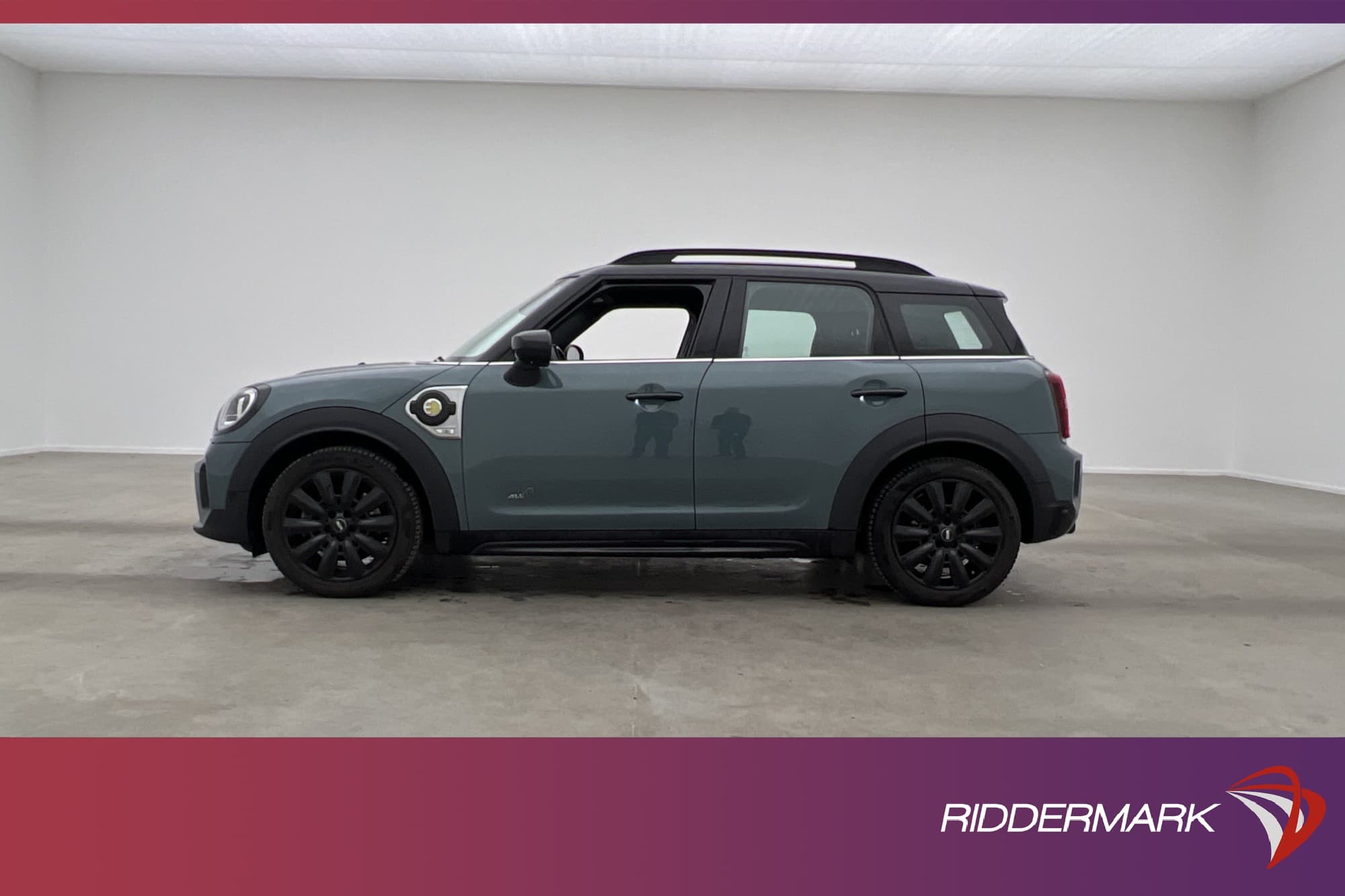 MINI Countryman SE ALL4 220hk Experience Navi CarPlay Skinn