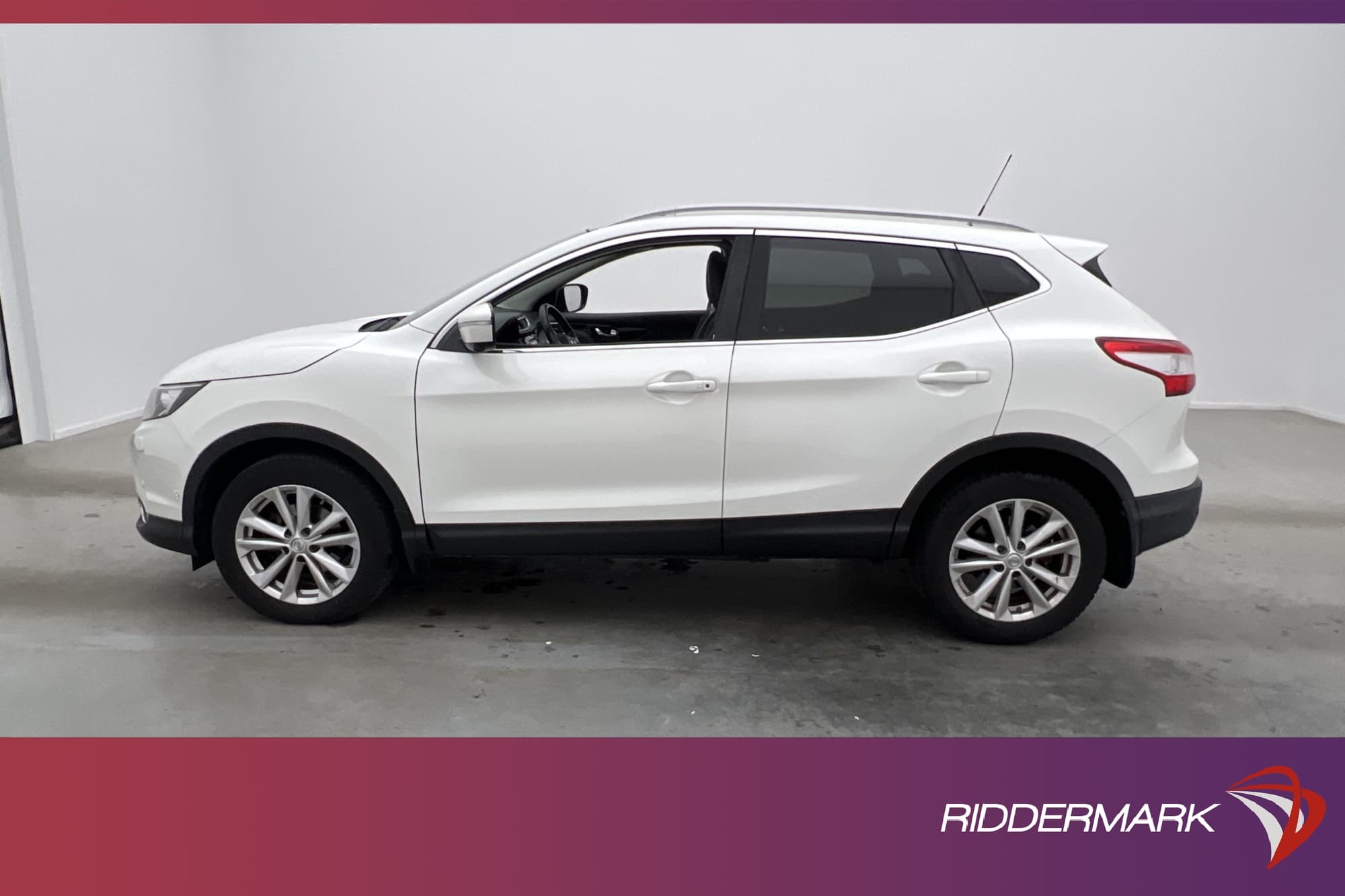 Nissan Qashqai 1.5 dCi 110hk Skinn Pano 360° Navi 1 Brukare