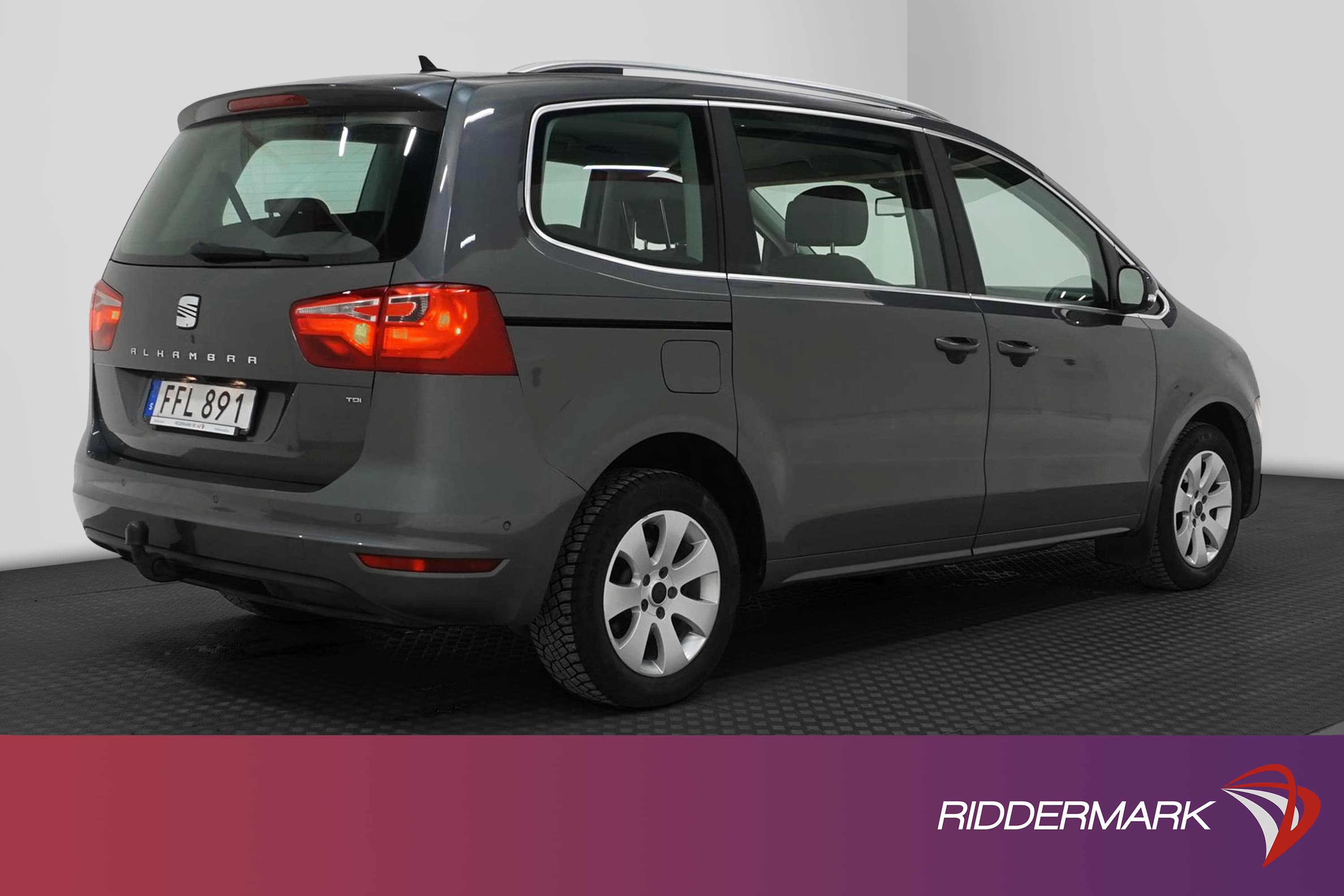 SEAT Alhambra 2.0 TDI 140hk 7-Sits Värmare Kamera Drag Navi