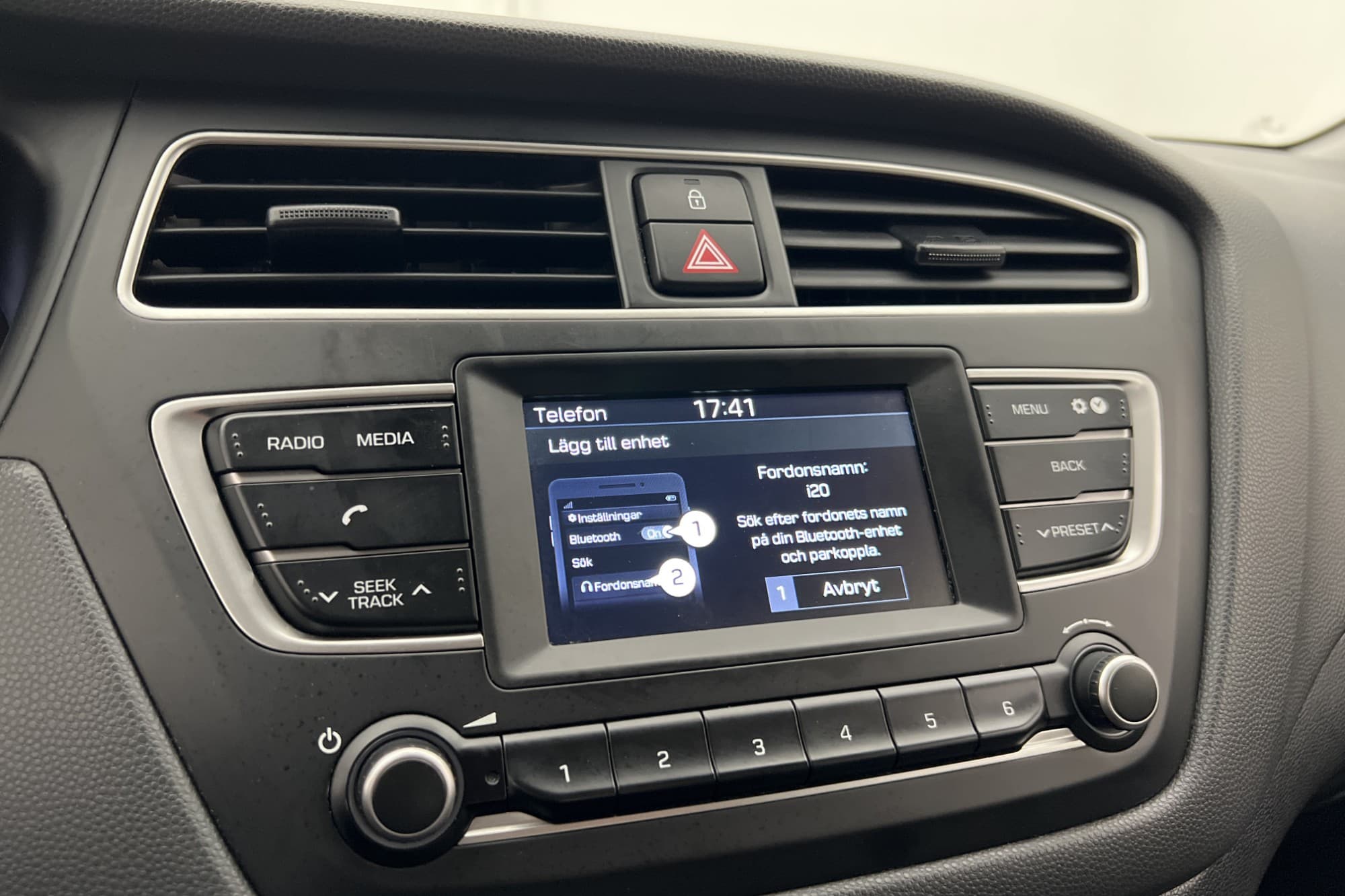 Hyundai i20 1.0 T-GDI 100hk Rattvärme Bluetooth Farthållare