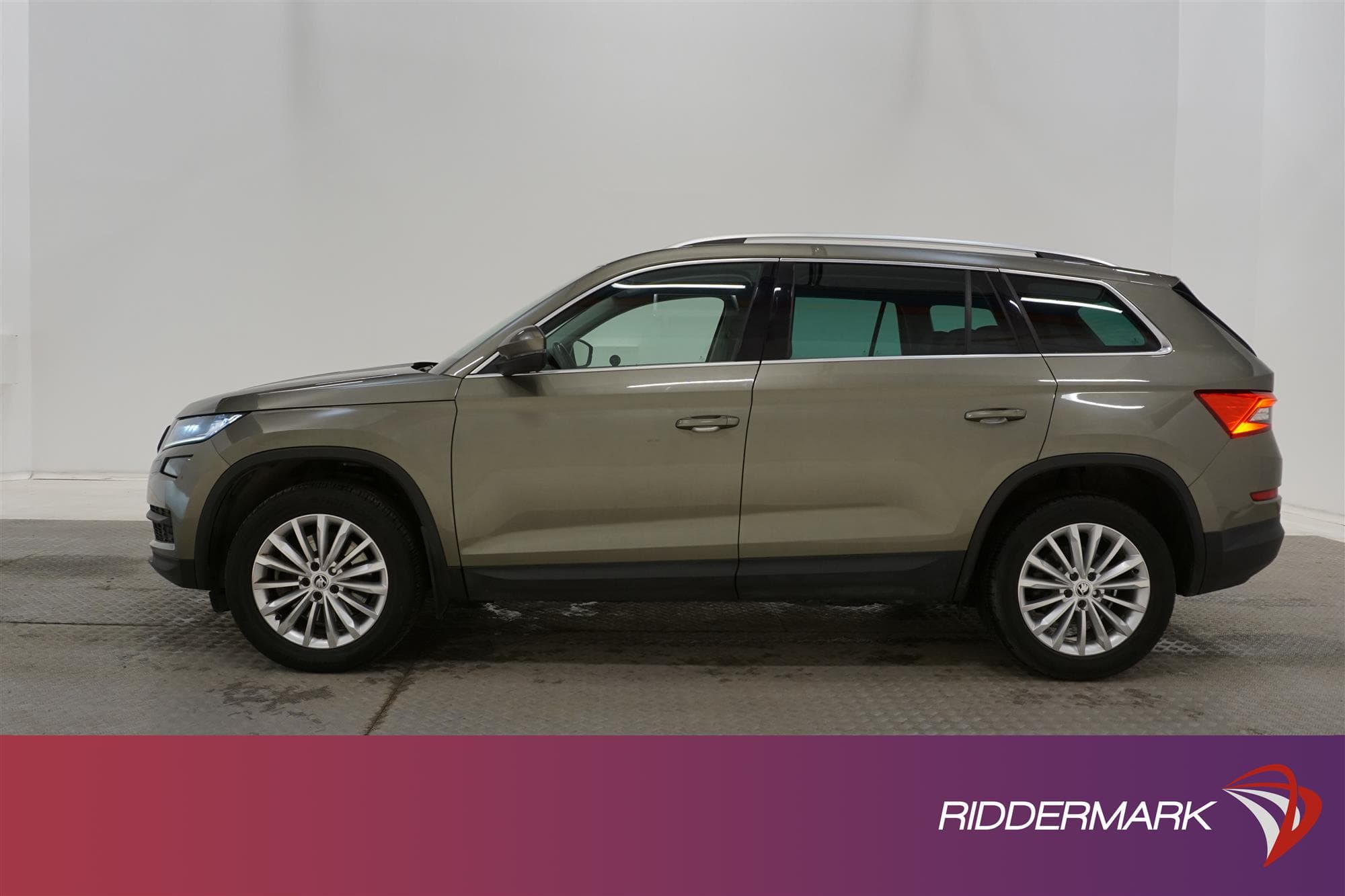 Skoda Kodiaq 2.0 TDI 190hk 4x4 Business D-värm B-kamera Drag