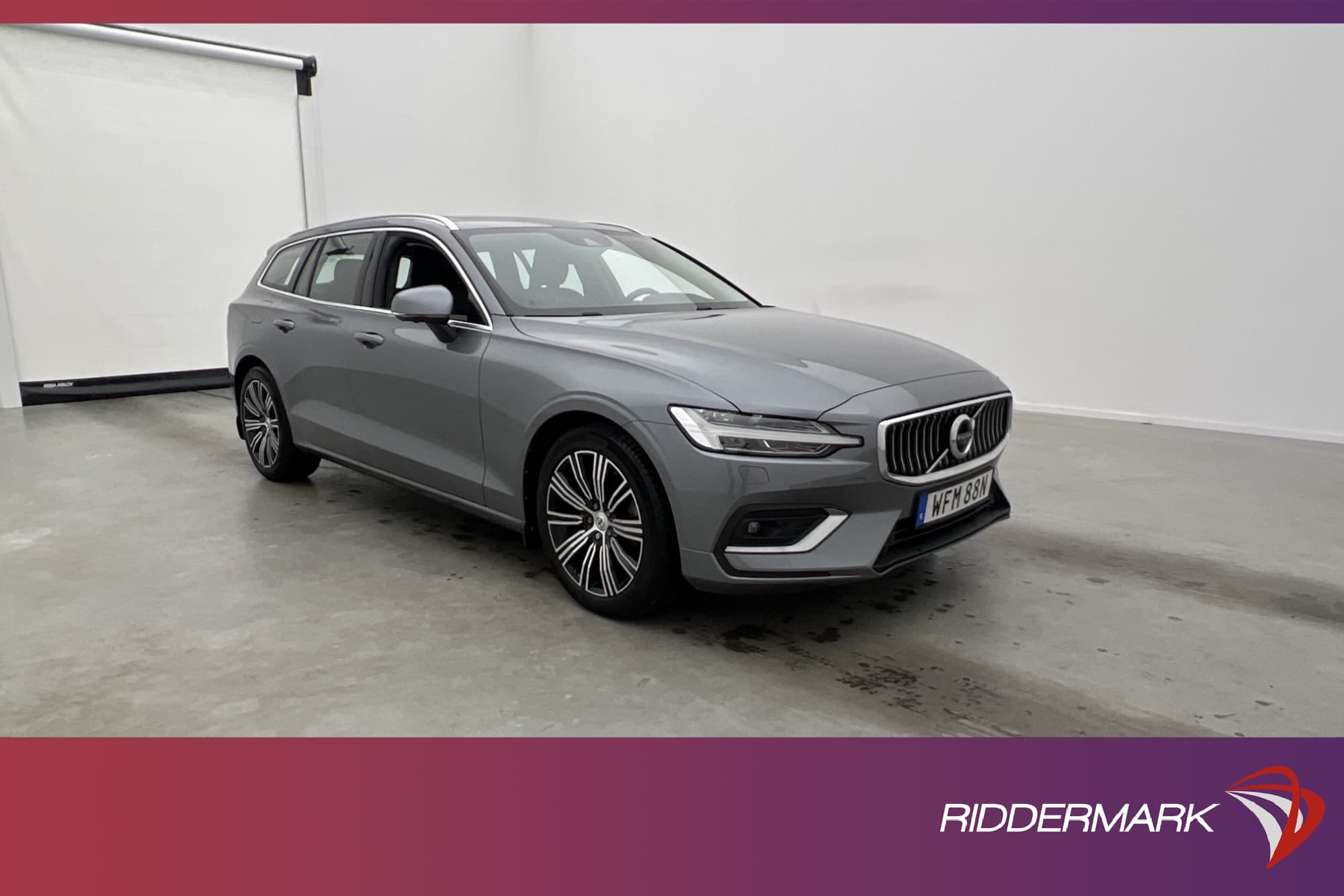 Volvo V60 B4