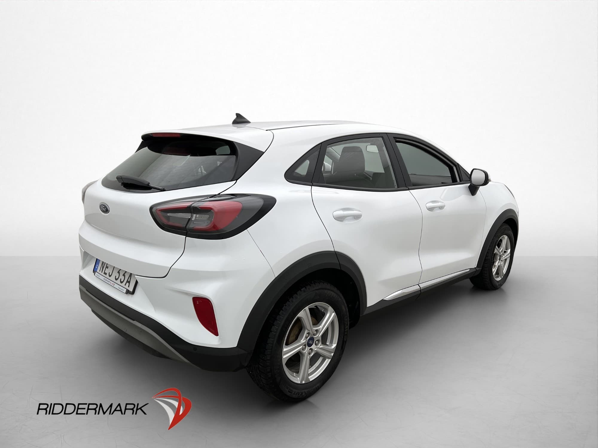 Ford Puma Hybrid 125hk Titanium Navi Rattvärme Sensorer