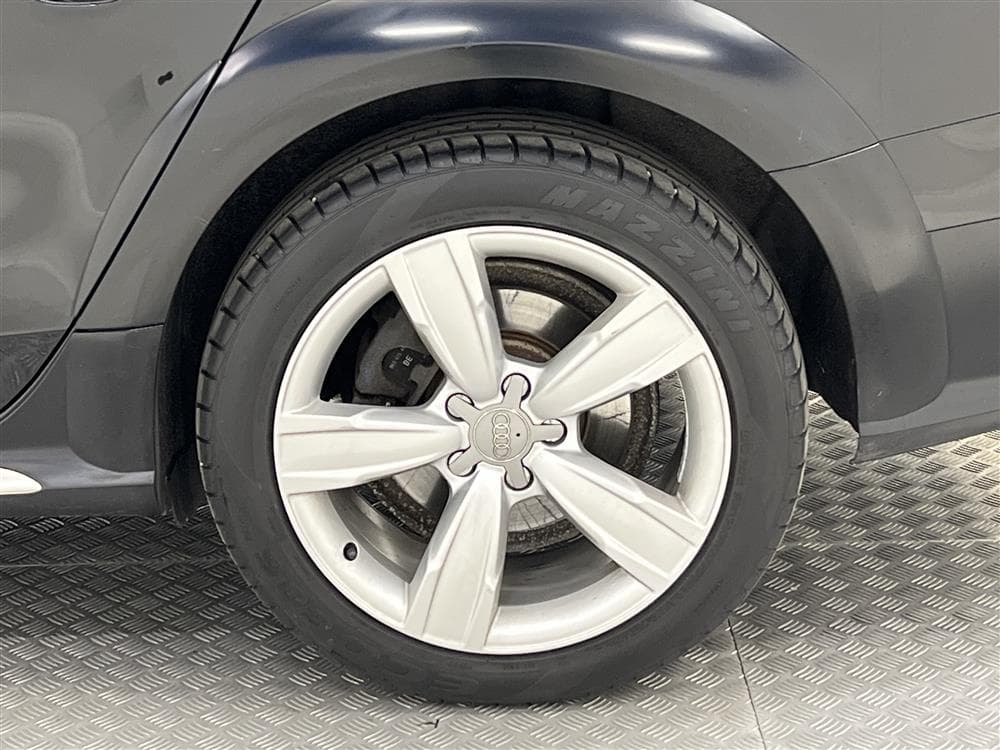 Audi A4 Allroad 2.0 TDI Quattro D-värm Drag 0,51l/Milinteriör